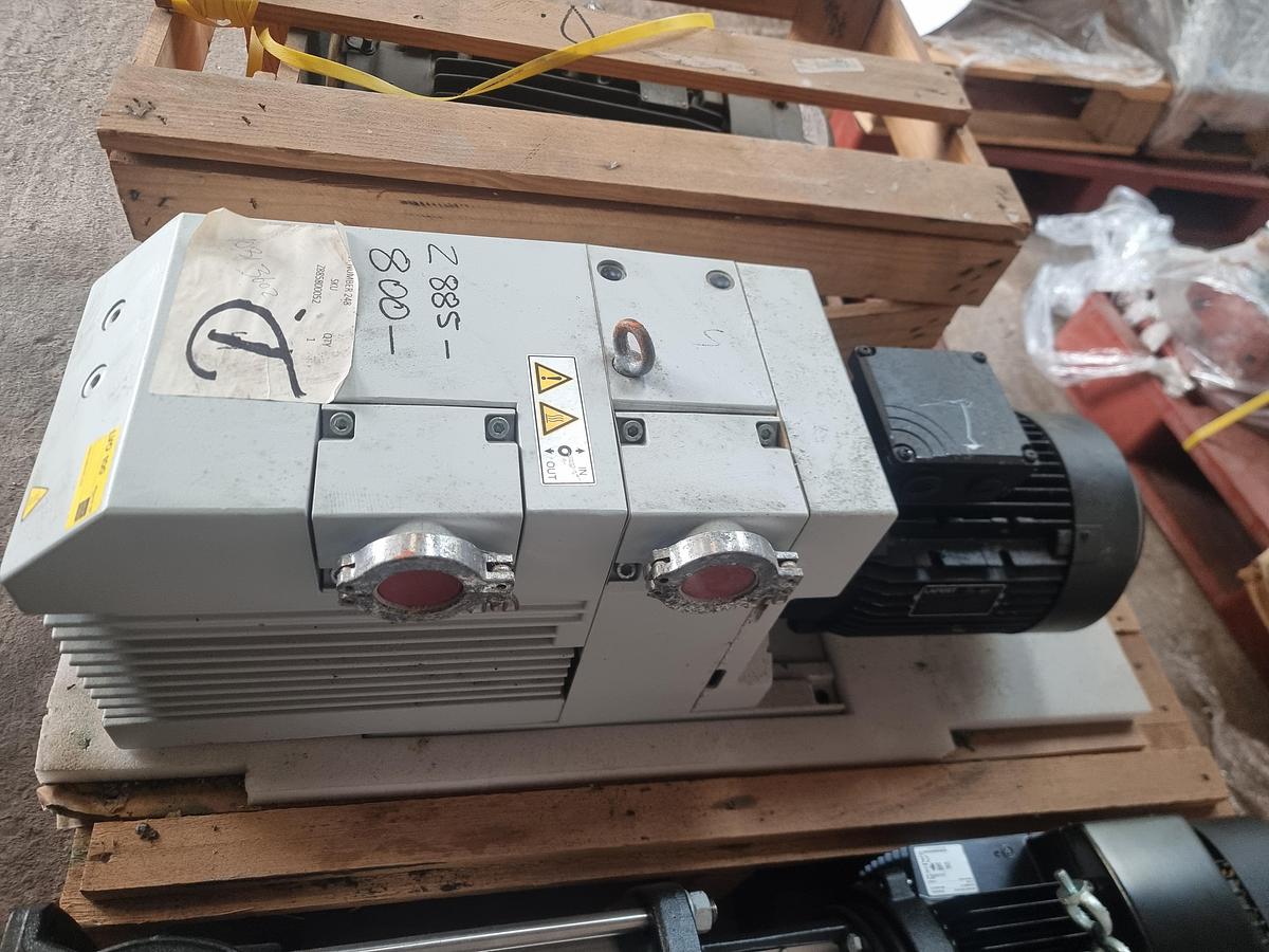 Used LEYBOLD TRIVAC D 65 B Rotary Vane Vacuum Pump | 65m³/h