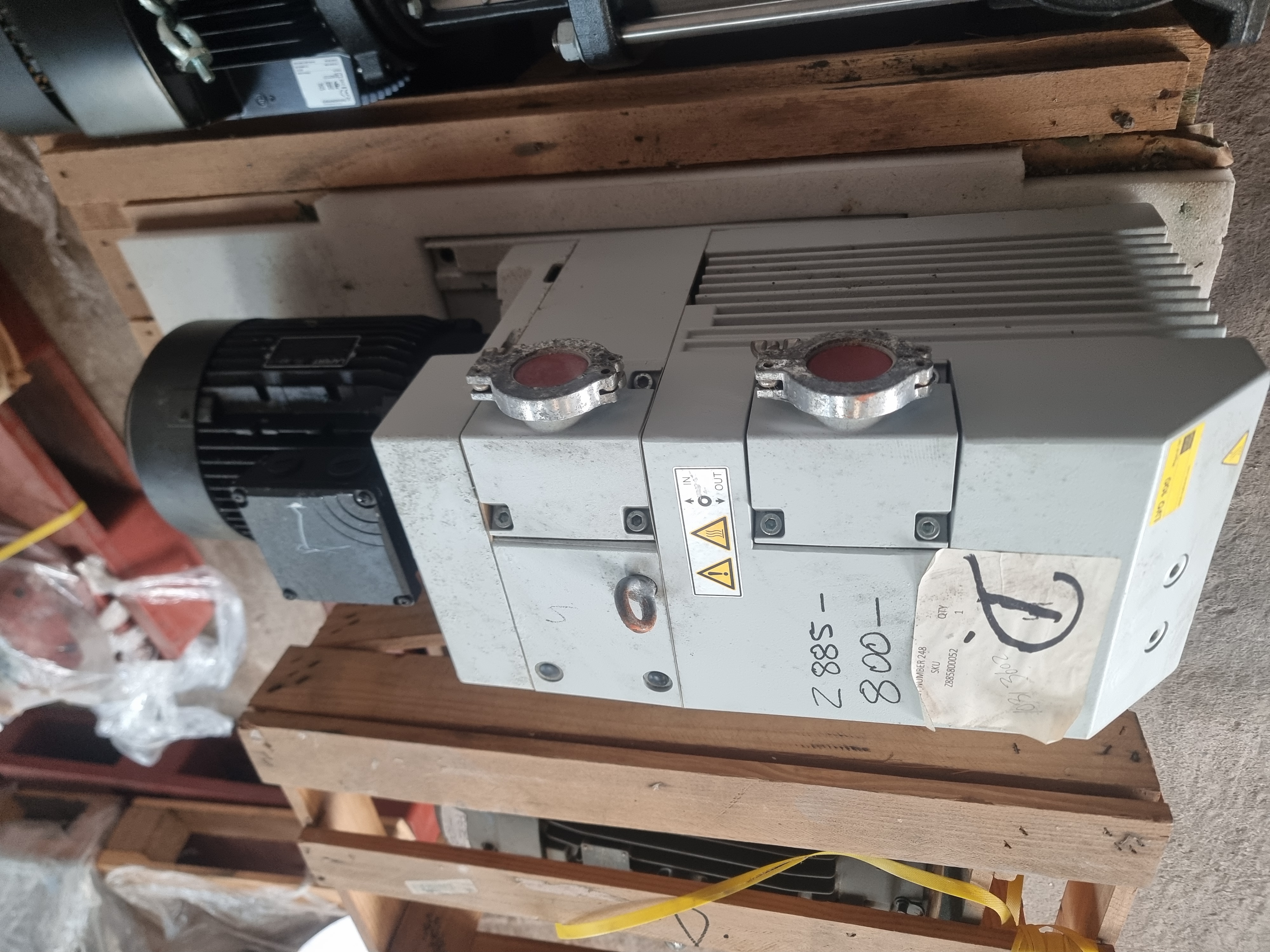 Used LEYBOLD TRIVAC D 65 B Rotary Vane Vacuum Pump | 65m³/h