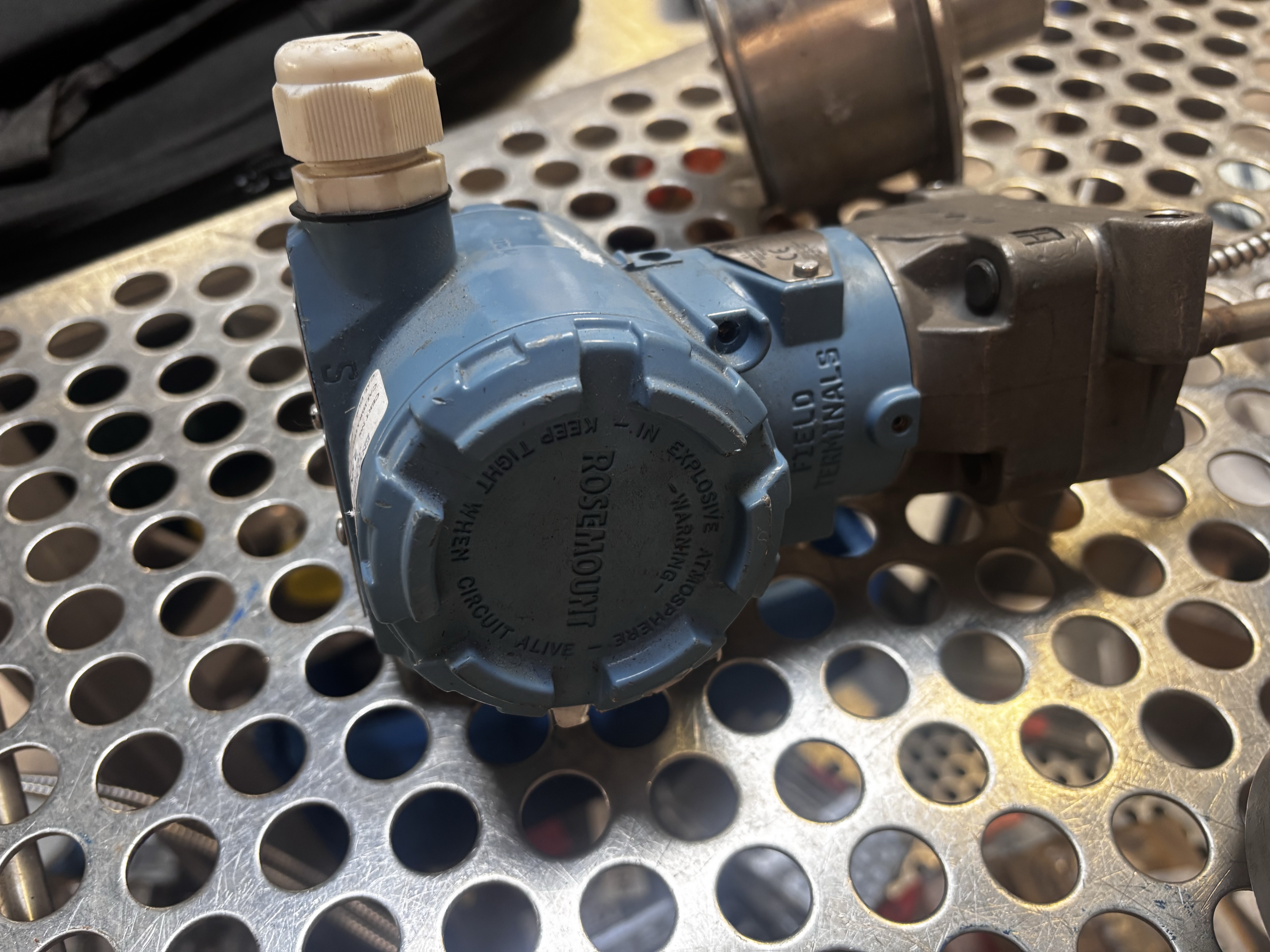 Used Rosemount Pressure Trasmitter 1151 SMART DP4 322 S2 C2 04 08