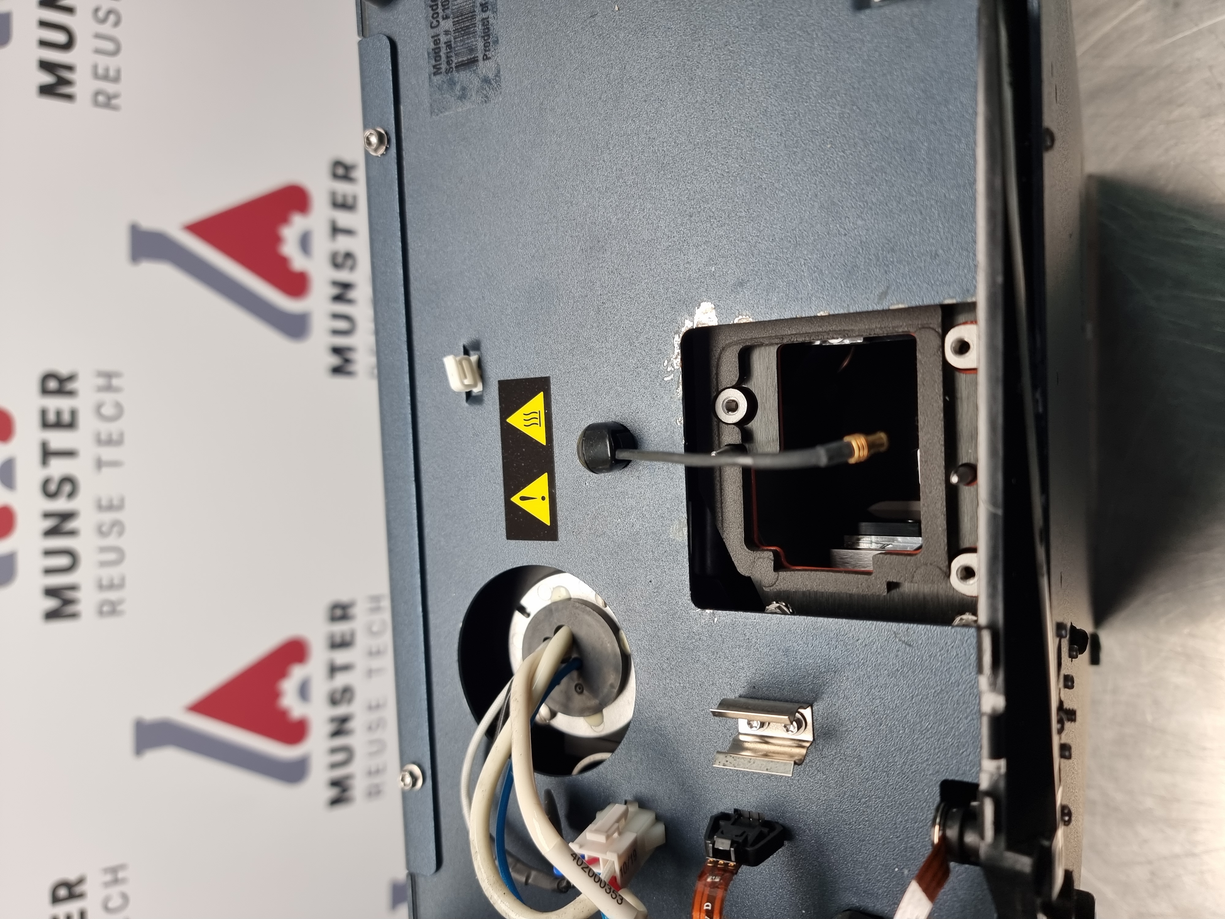 Used Waters Acquity UPLC Tunable UV / TUV Detector C/W Lamp | P/N: 186015031