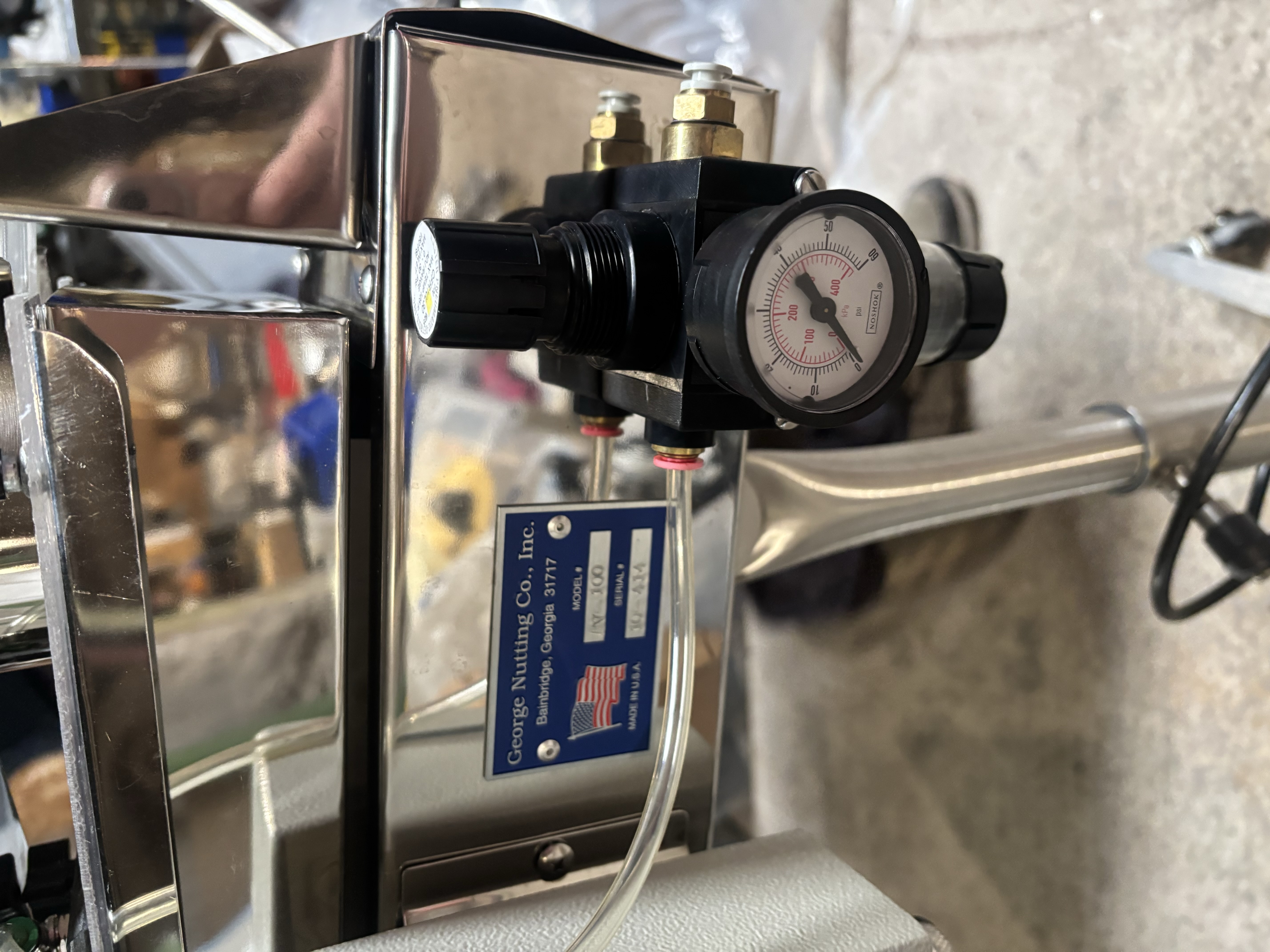 George Nutting Co. AV-100 Tablet Deduster