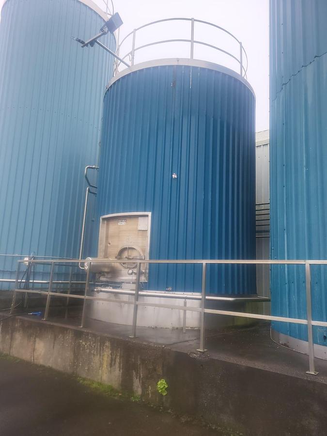 Used 50,000 Litre Jacketed Stainless Steel Tank Complete with Agitator