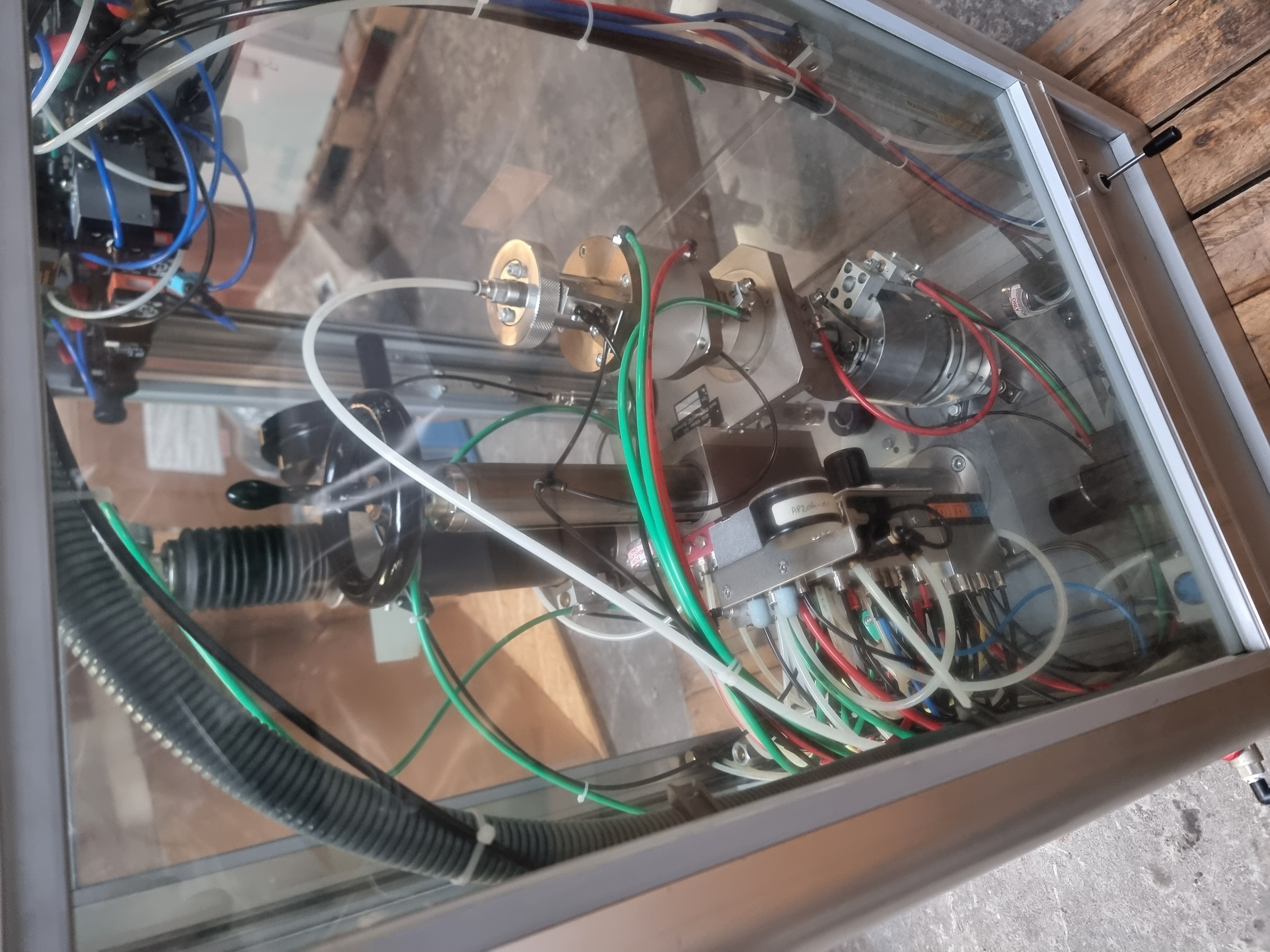 Used Pamasol Autoguard Gas Filler and Crimper | Type: 2005/20