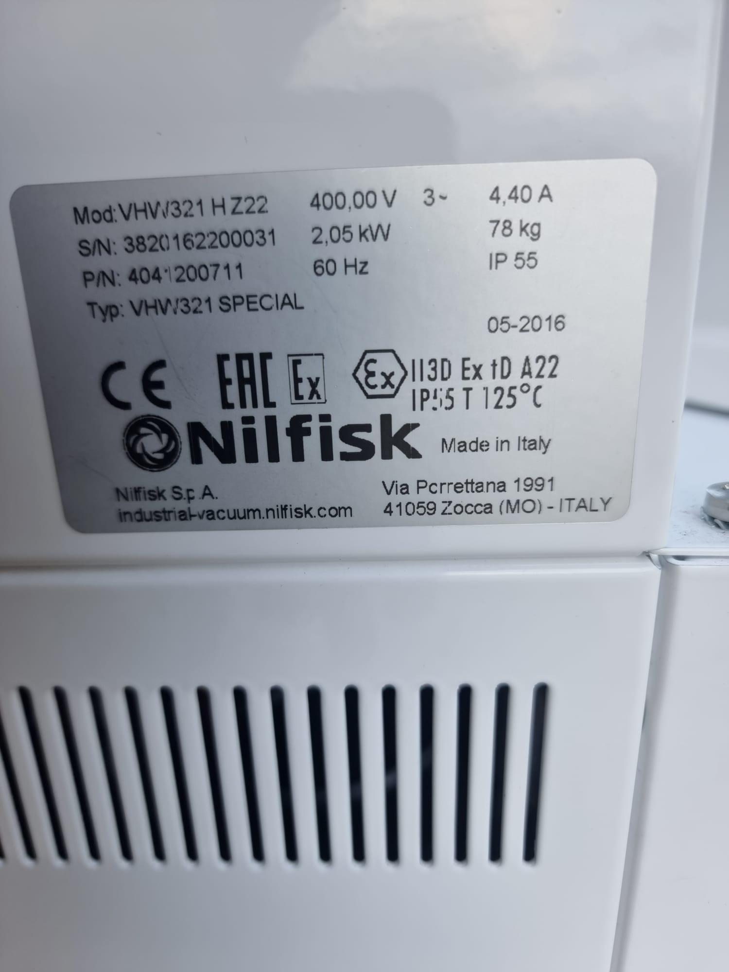 Used Nilfisk VHW321 Industrial Vacuum Cleaner