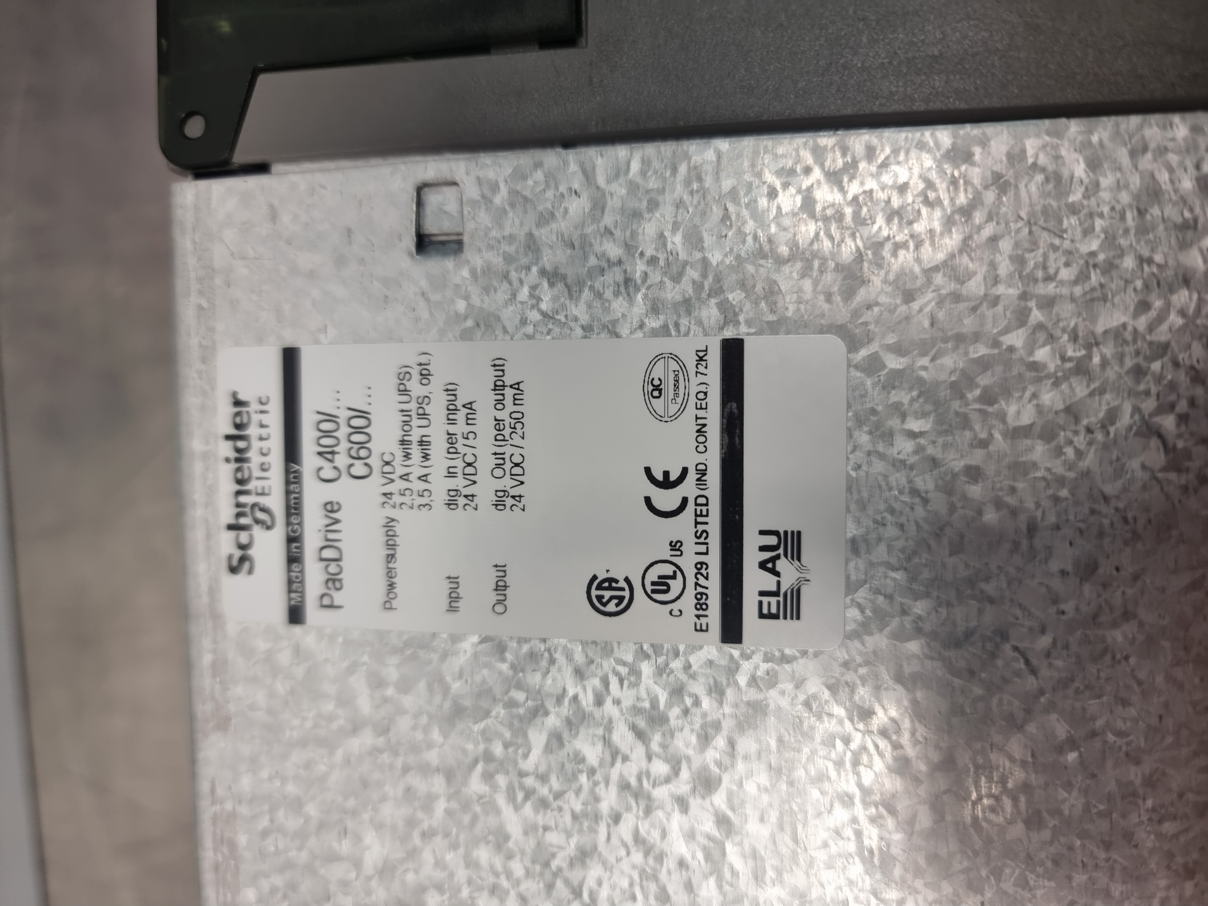 Used Schneider Elau C400 A8 Pac Drive Controller C400/A8/1/1/1/00 | VCA08AAAA0AA00