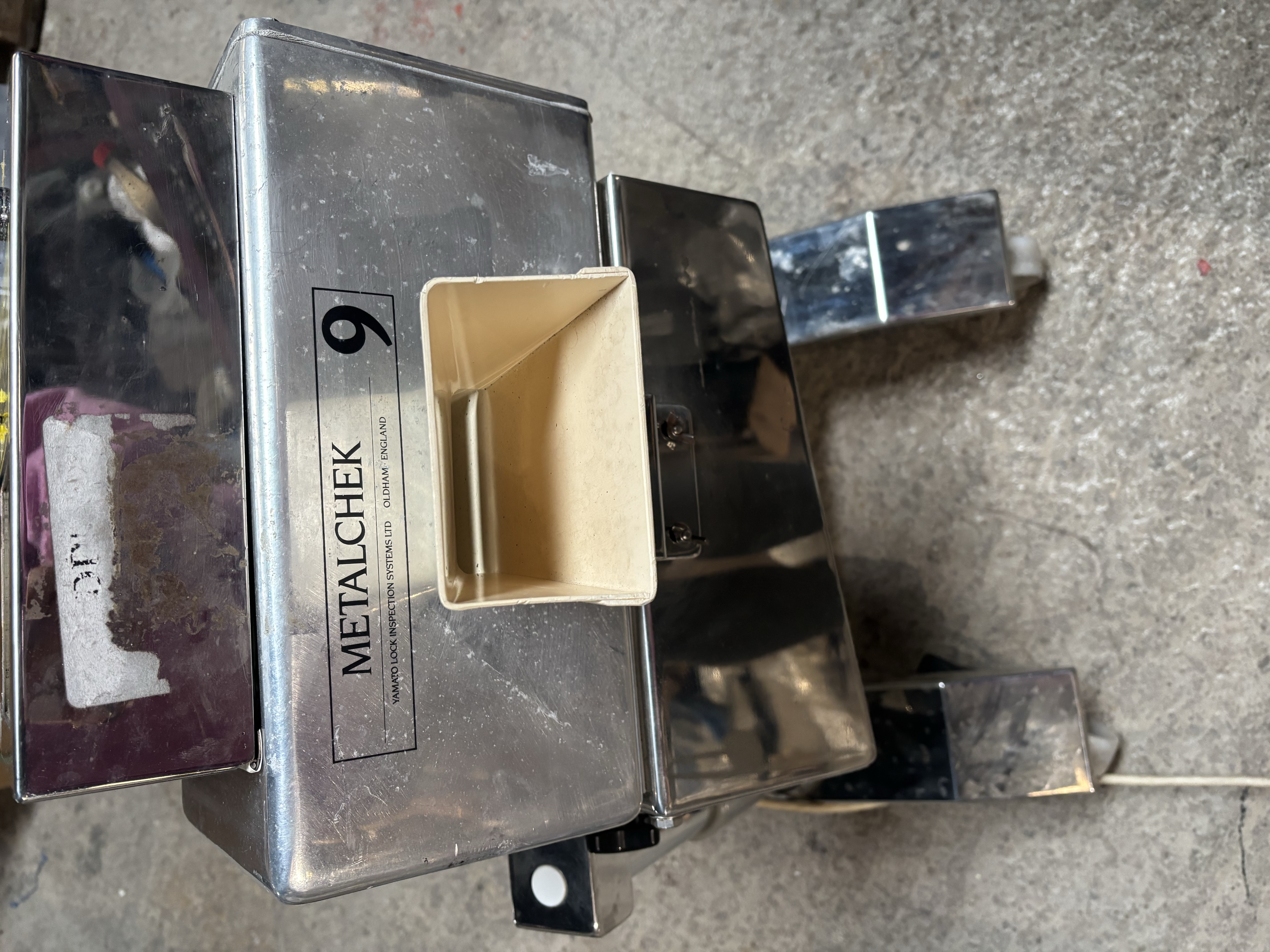 Used Yamato Lock Metal Detector 
