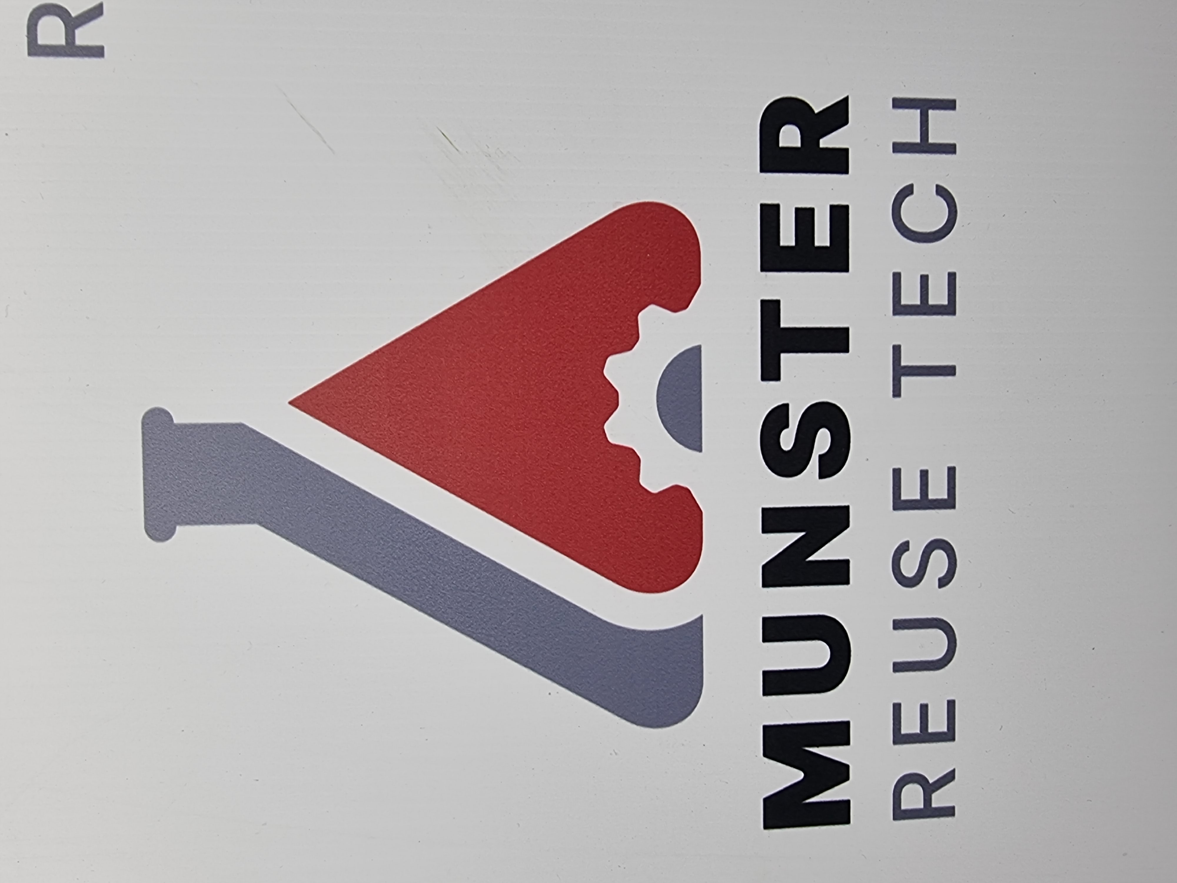 Used Schneider Elau VIA0703D02F0000 Servo Motor | iSH070/60022/0/0/00/0/00/11/00