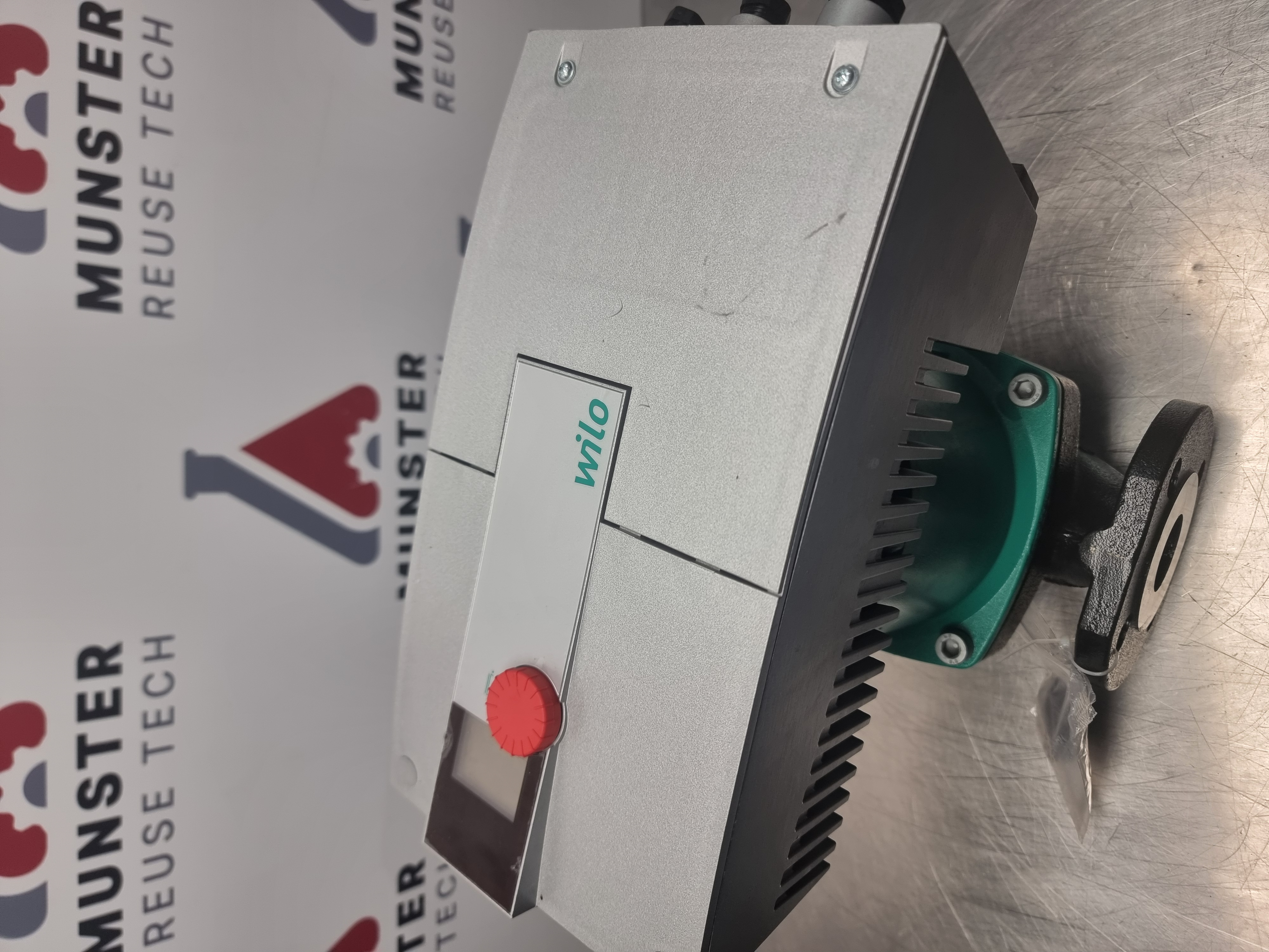 Used Wilo Stratos 40/1-16 Circulating Pump | ART no. 2150588/17w05 | DN 40