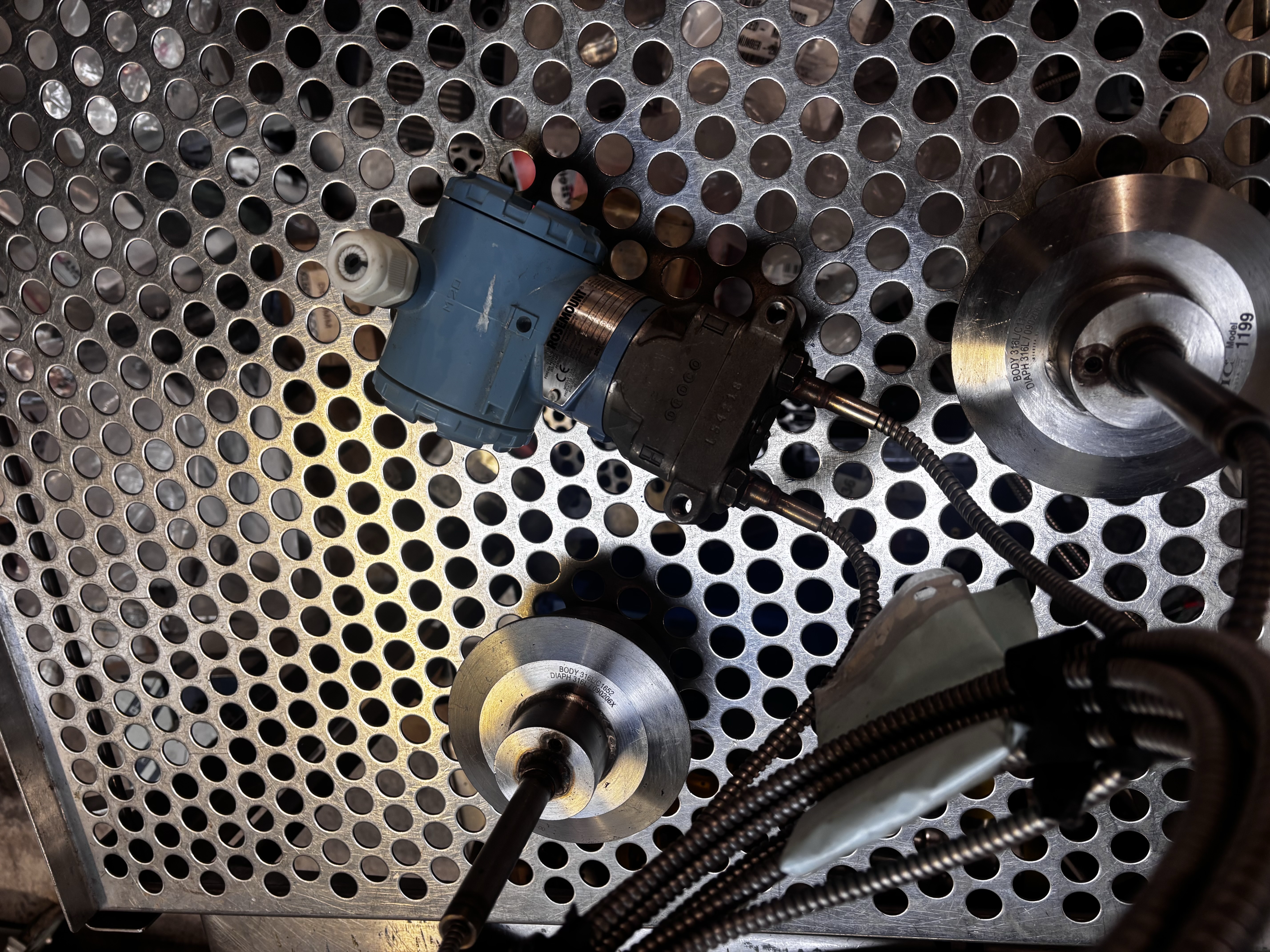 Used Rosemount Pressure Trasmitter 1151 SMART DP4 322 S2 C2 04 08