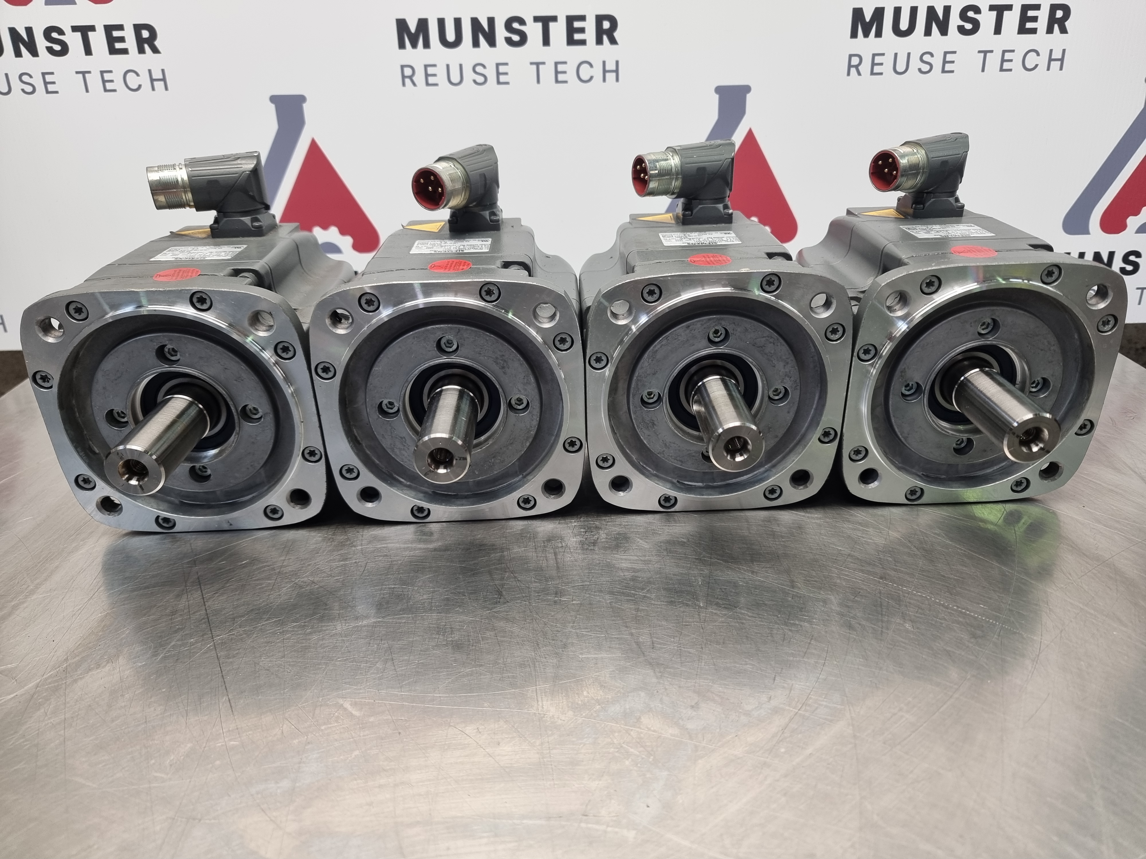 Used Siemens Simotics 1FK7060-2AF71-1QA1 Servo Motor