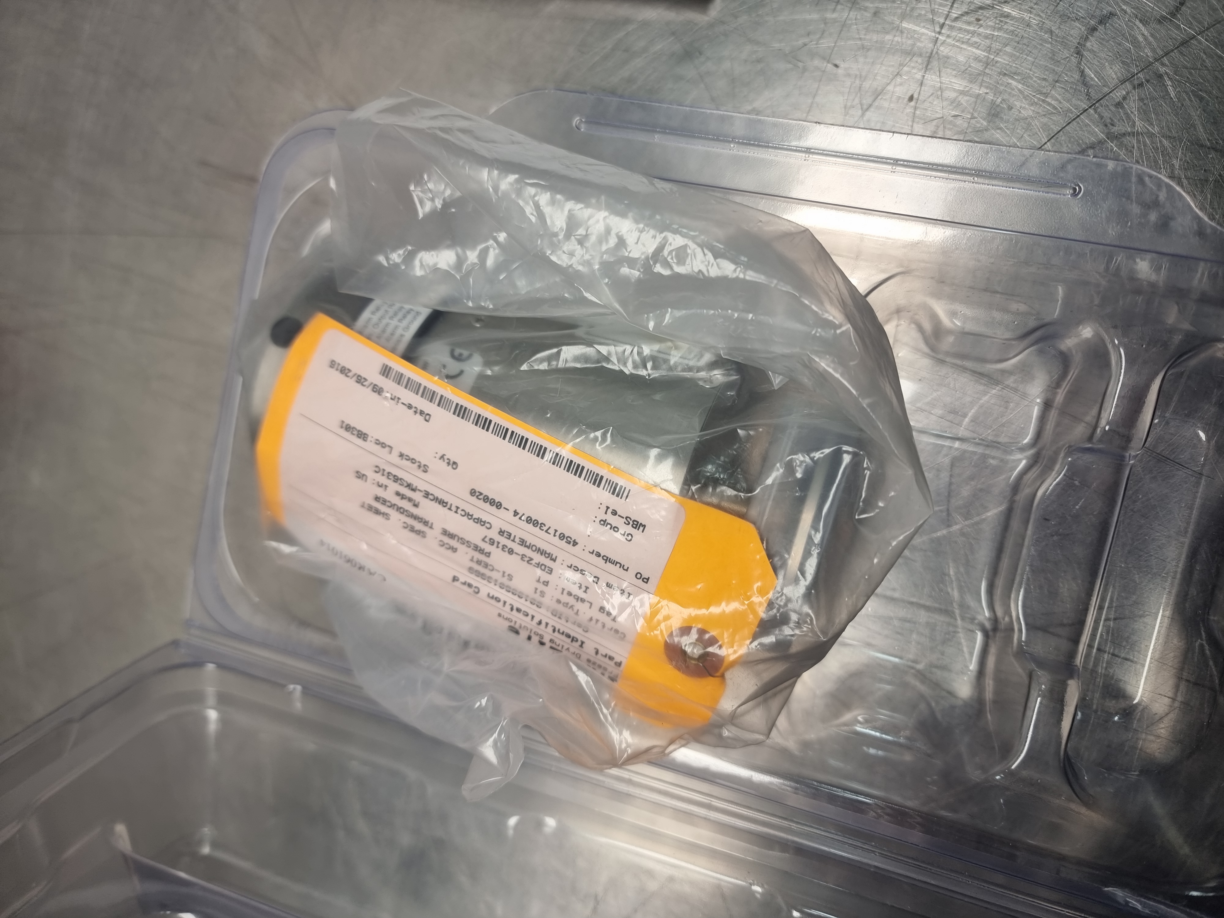 Used MKS Baratron Capacitance Manometer 631C01TNFH | Vacuum Pressure Transducer