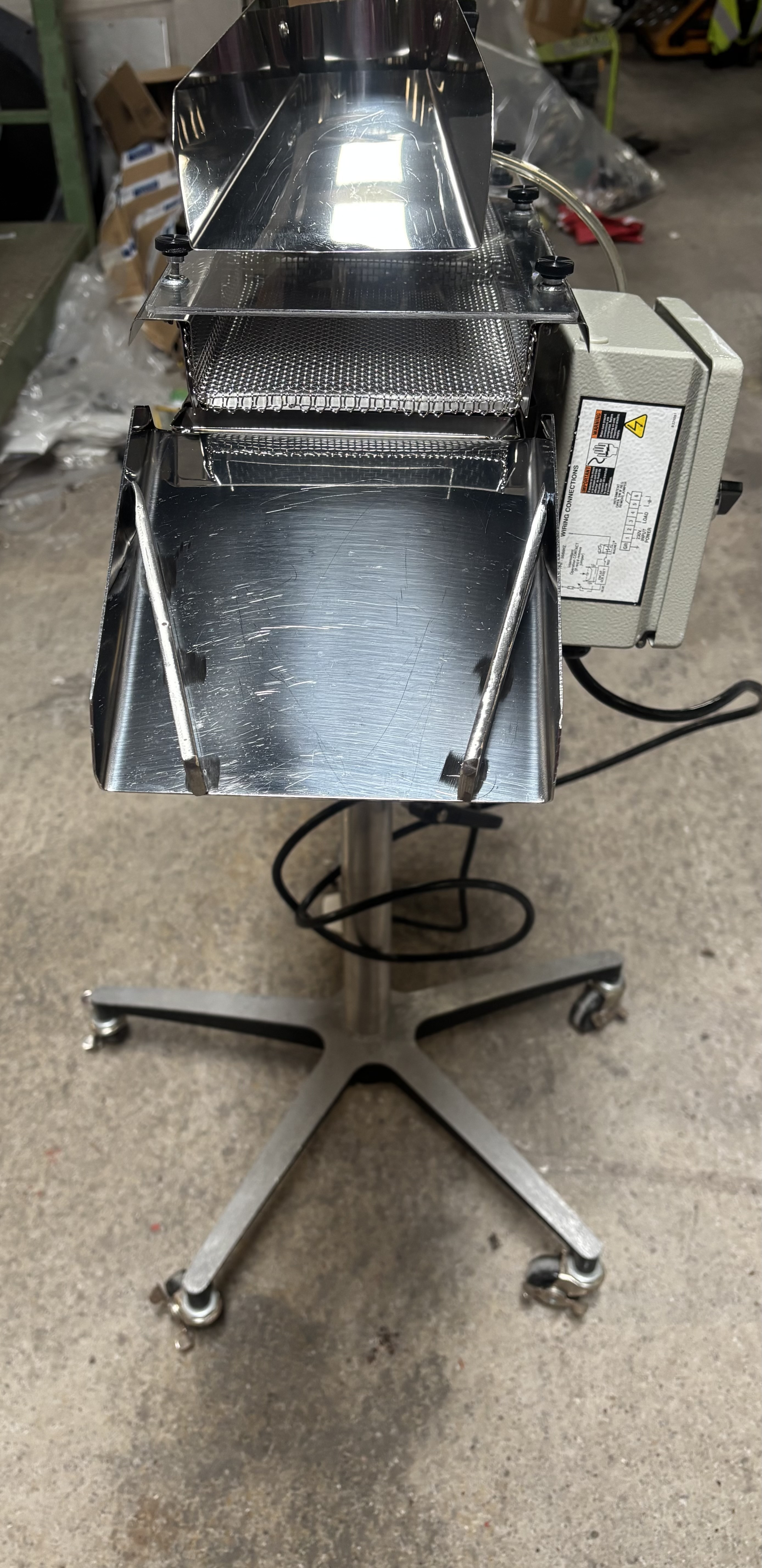 George Nutting Co. AV-100 Tablet Deduster