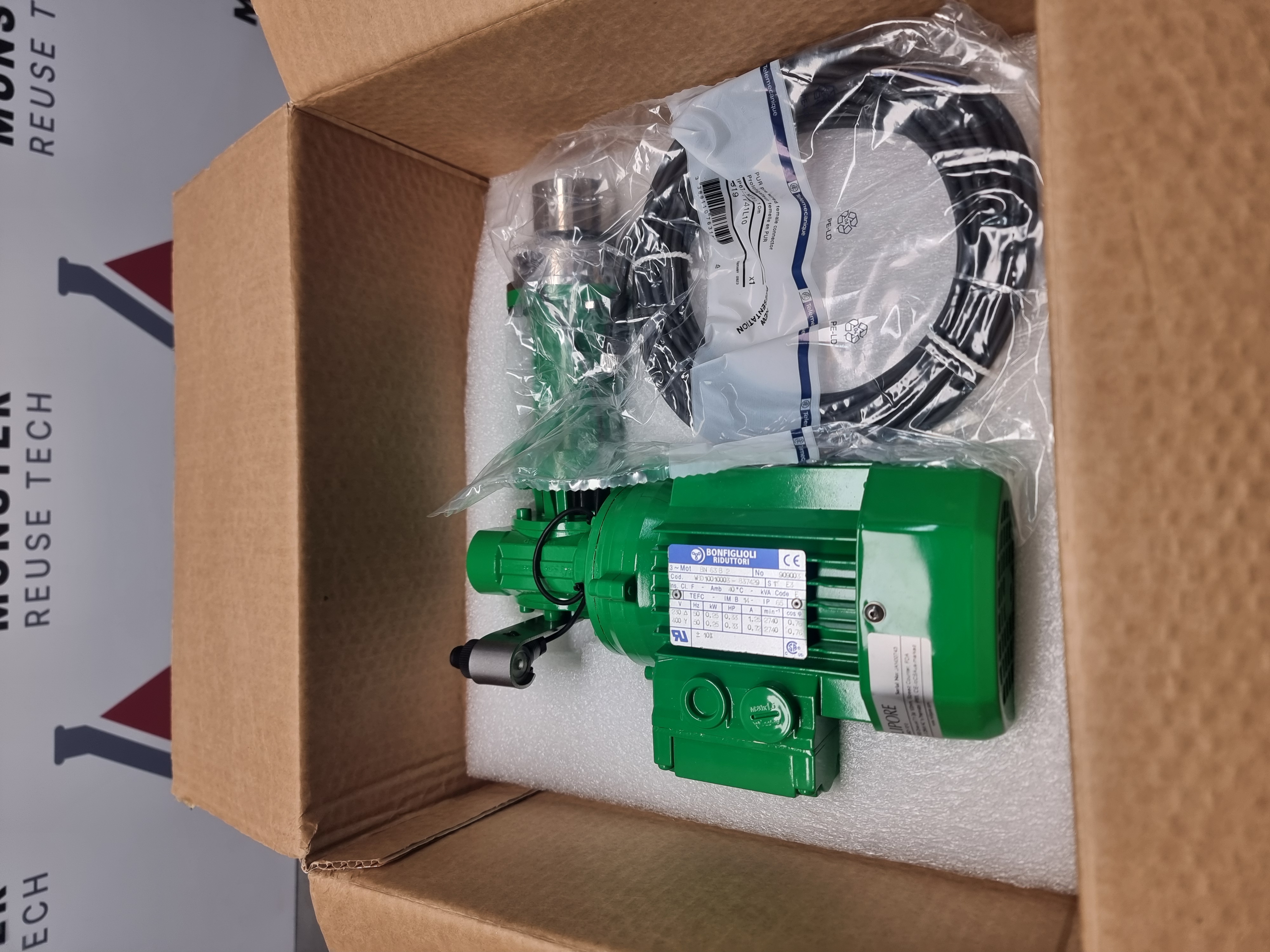 Millipore Novaseptic GMP 500 Drive Unit | P/N: GM5/4B21-1010 | 100mm / 0.25kW