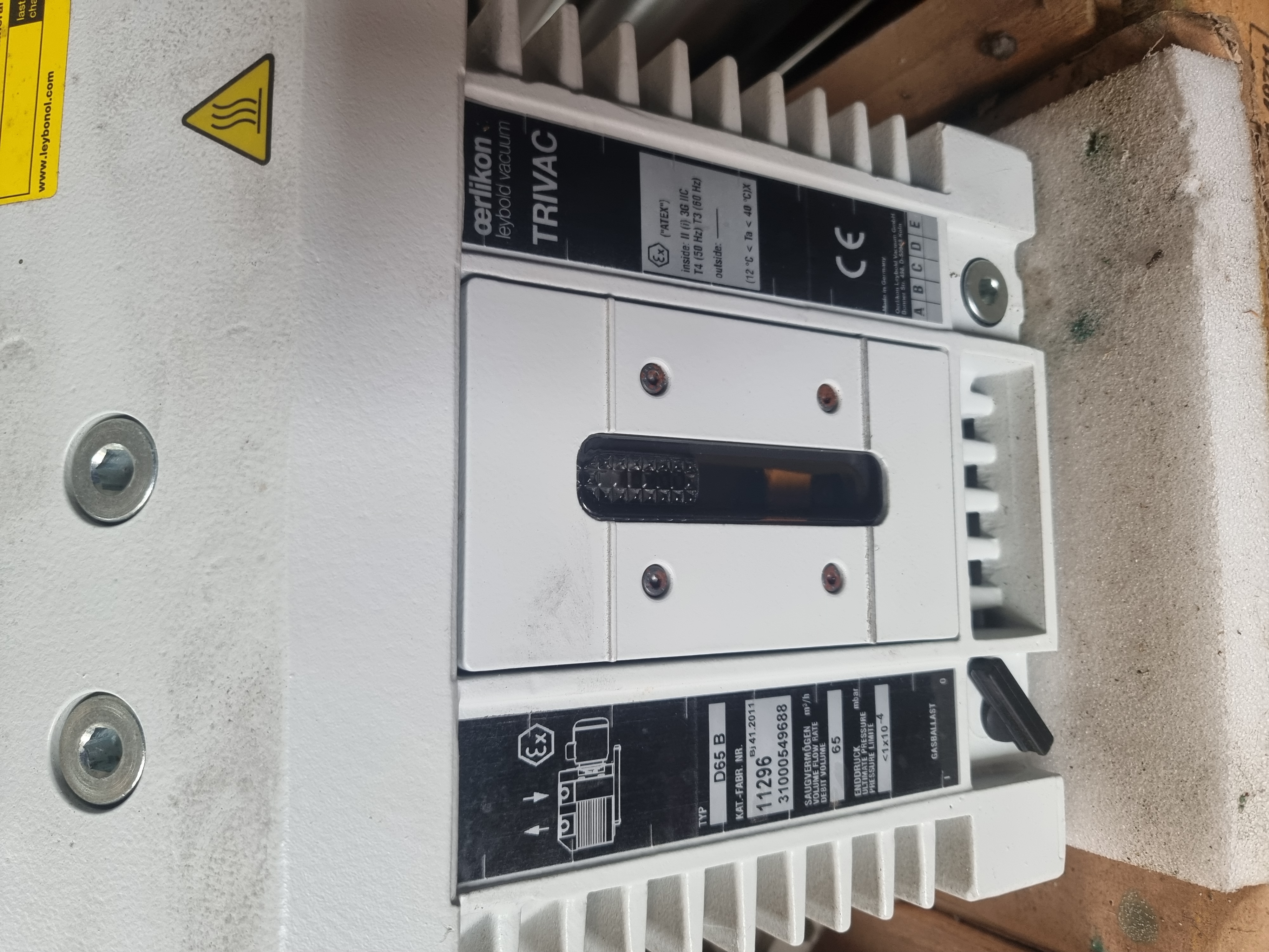 Used LEYBOLD TRIVAC D 65 B Rotary Vane Vacuum Pump | 65m³/h