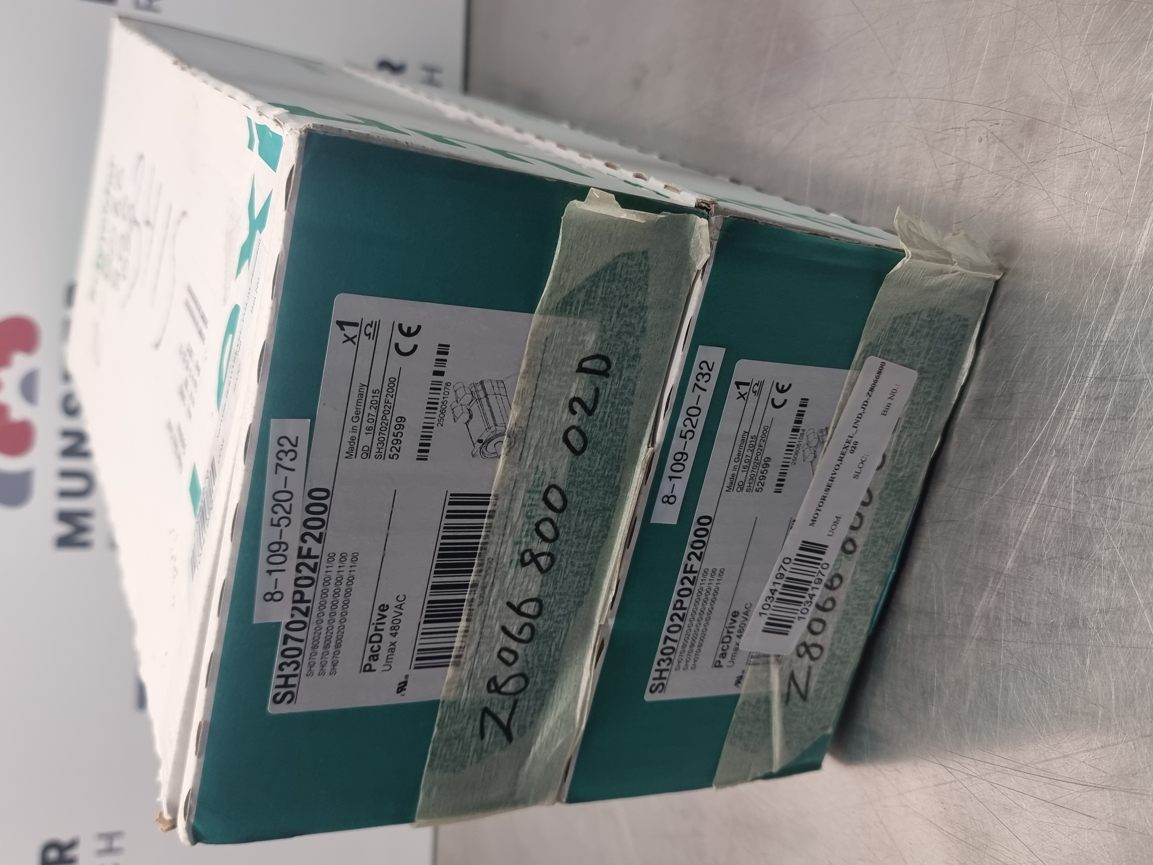 Schneider Elau SH30702P02F000 Servo Motor | SH07/60020/0/0/00/00/00/11/00