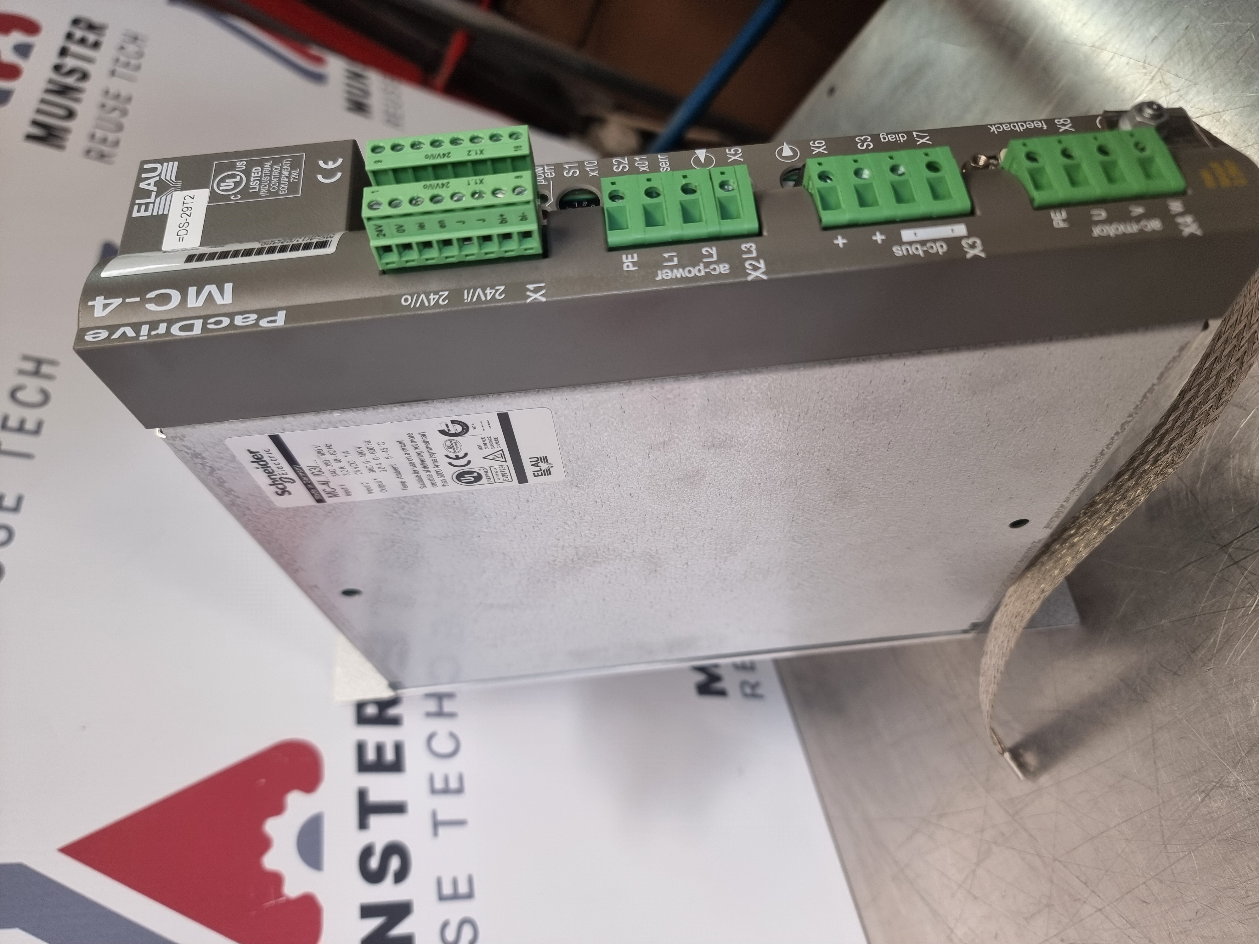 Used Schneider Elau MC-4/11/03/400 Servo Drive 3A | VDM01U30AA00 | !!USED NEVER RUN!!