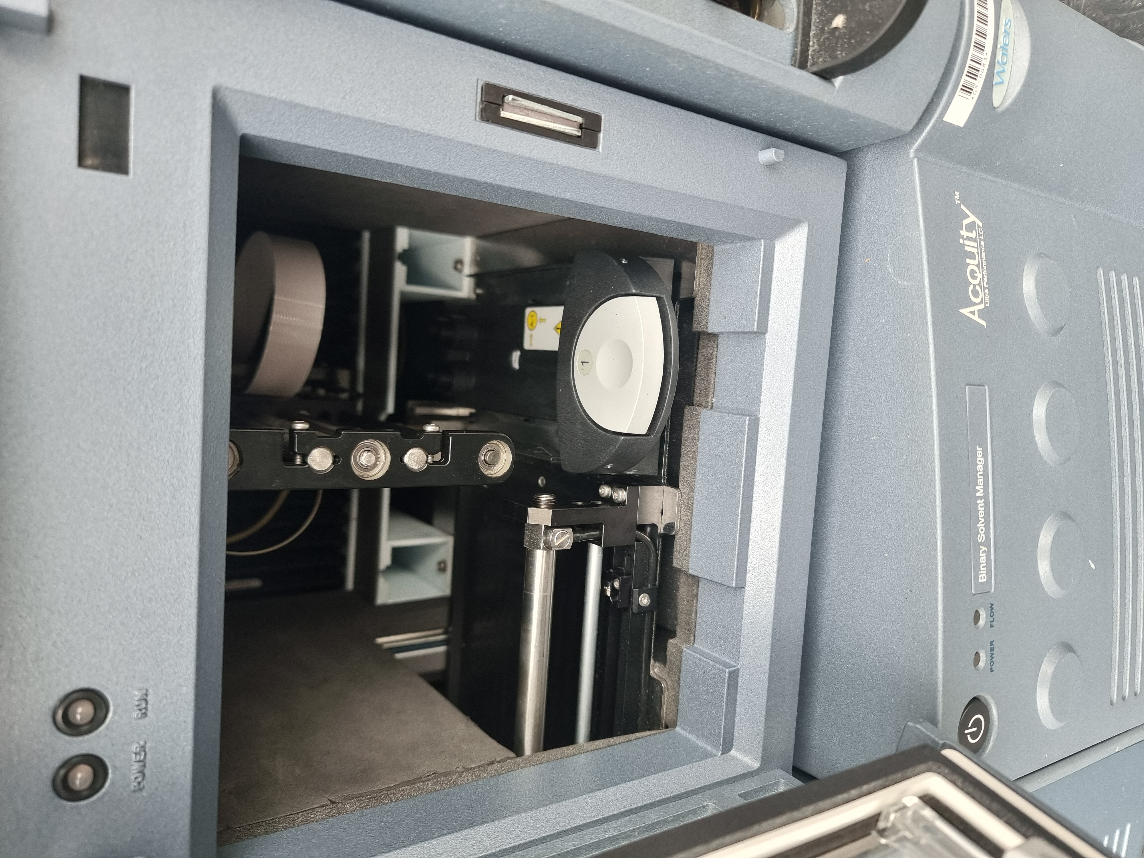 Used Waters ACQUITY UPLC Chromatography System | c/w TUV Detector & Binary Solvent Manager