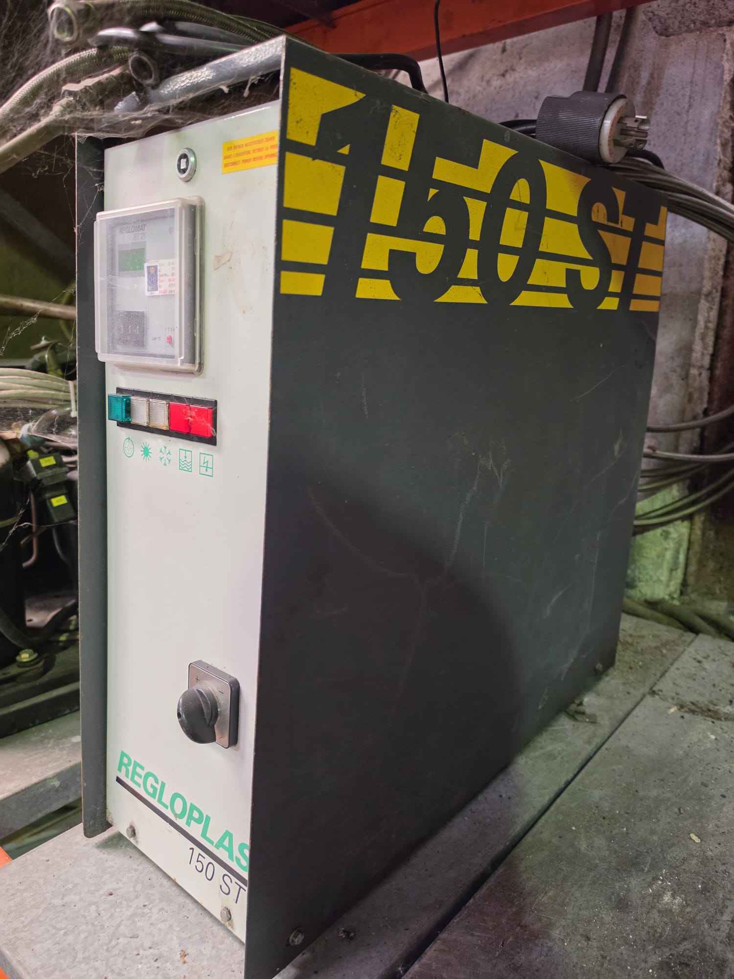 Used Regloplas Industrial Temperature Controller Model-150ST