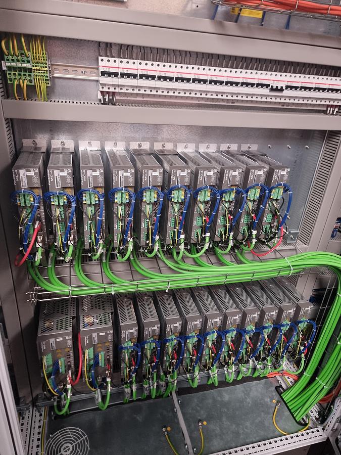 Used Schneider Elau MC-4/11/10/400 Servo Drive 10A | VDM01D10AA00 |!!USED NEVER RUN!!