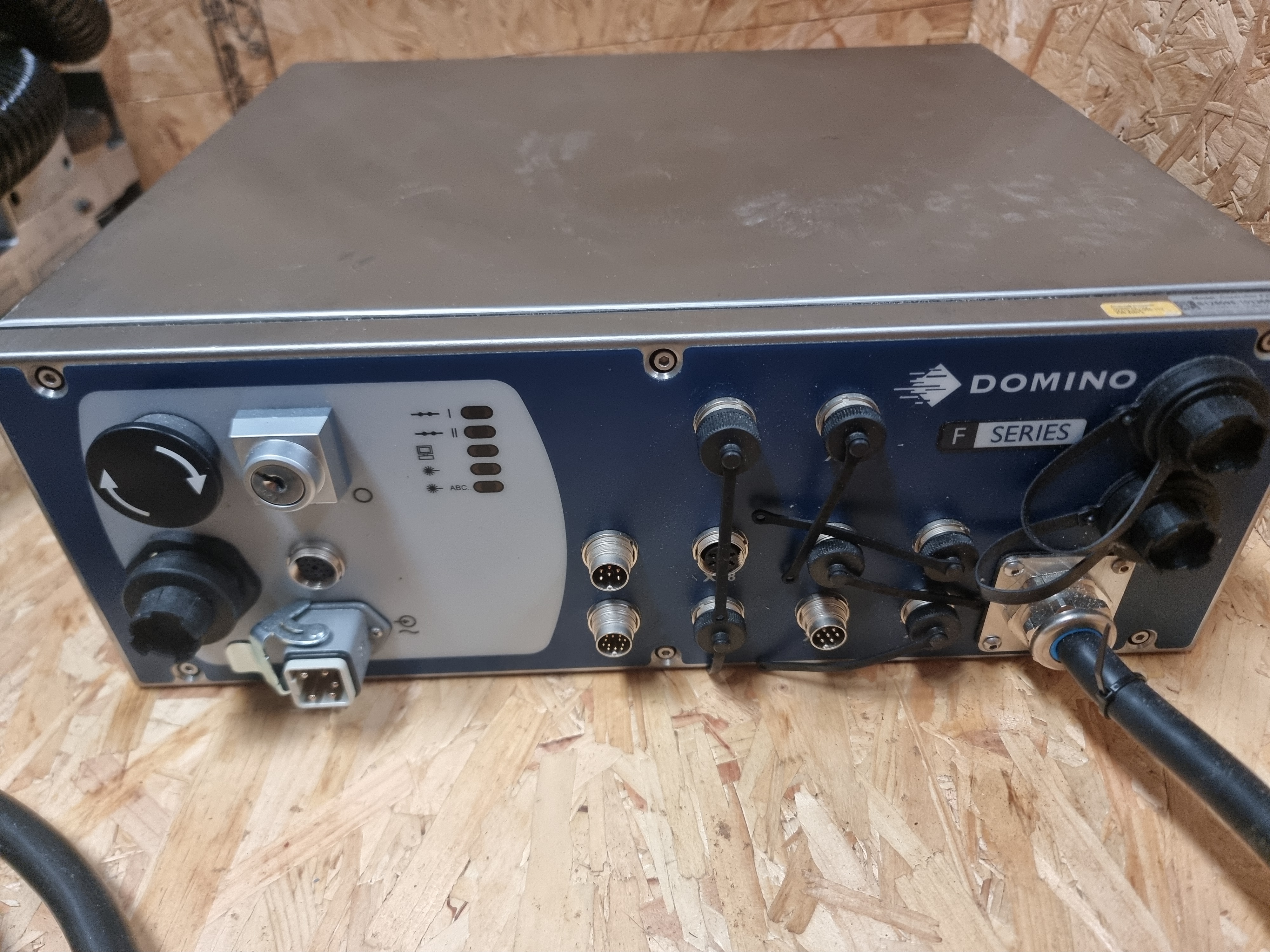 Used Domino F220i Fibre Laser Marking System | Laser for Metals and Plastic