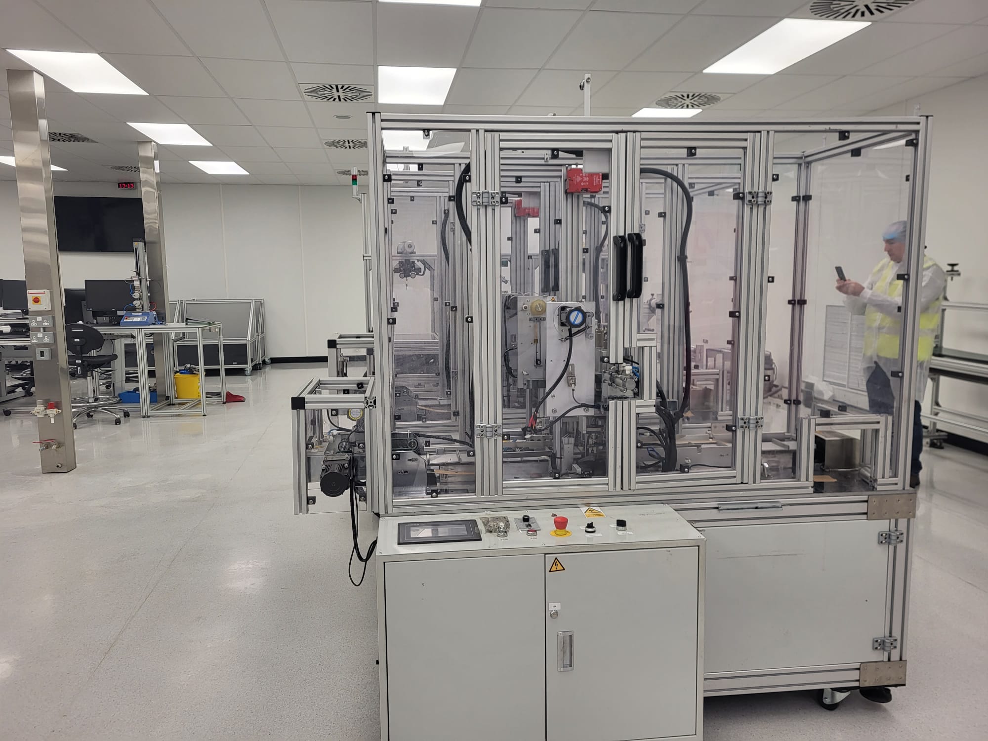 Used Complete Face Mask Manufacturing Line