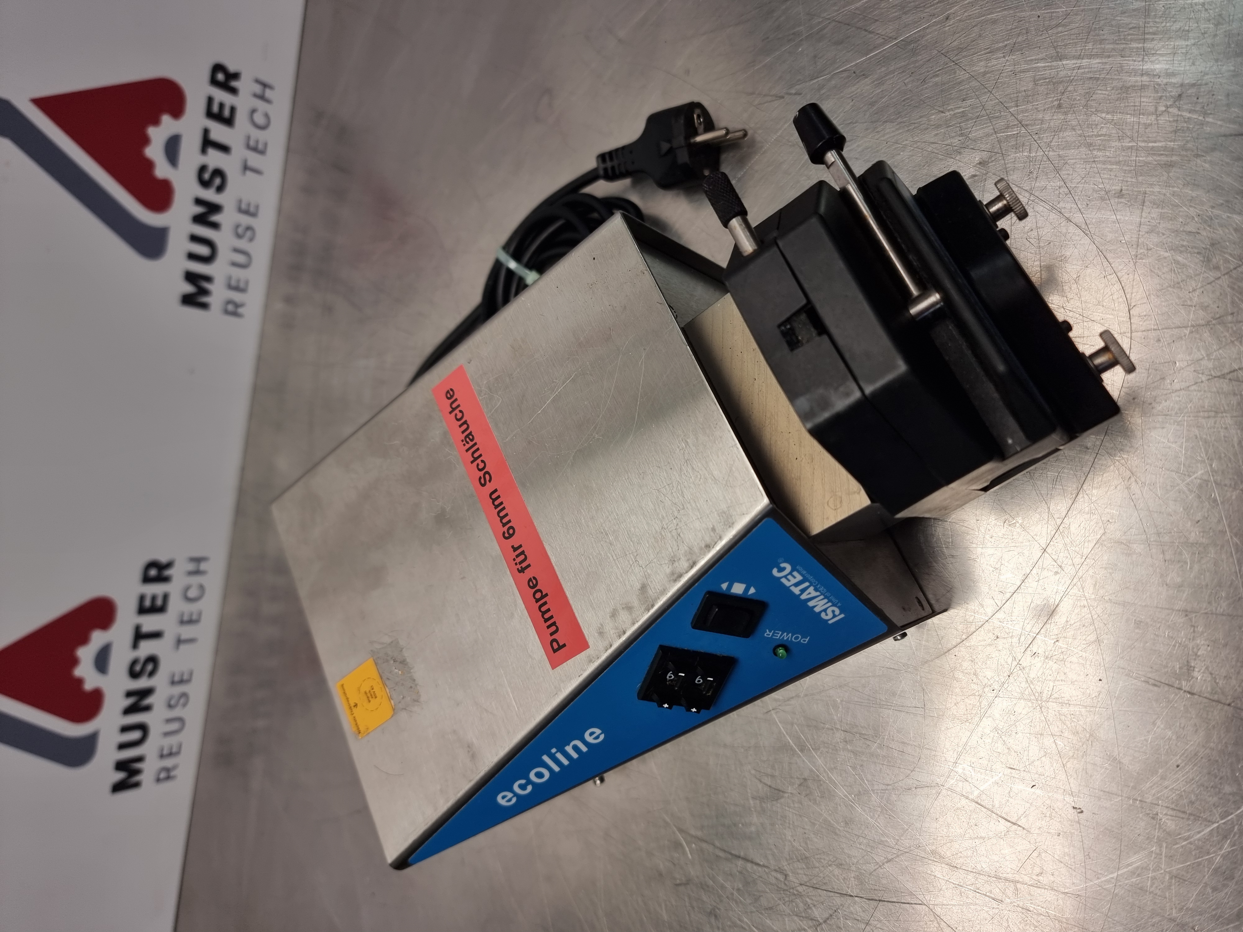 Used Ismatec Ecoline Peristaltic Pump C/W Cole Palmer Easy Load 77201-60 Pump Head