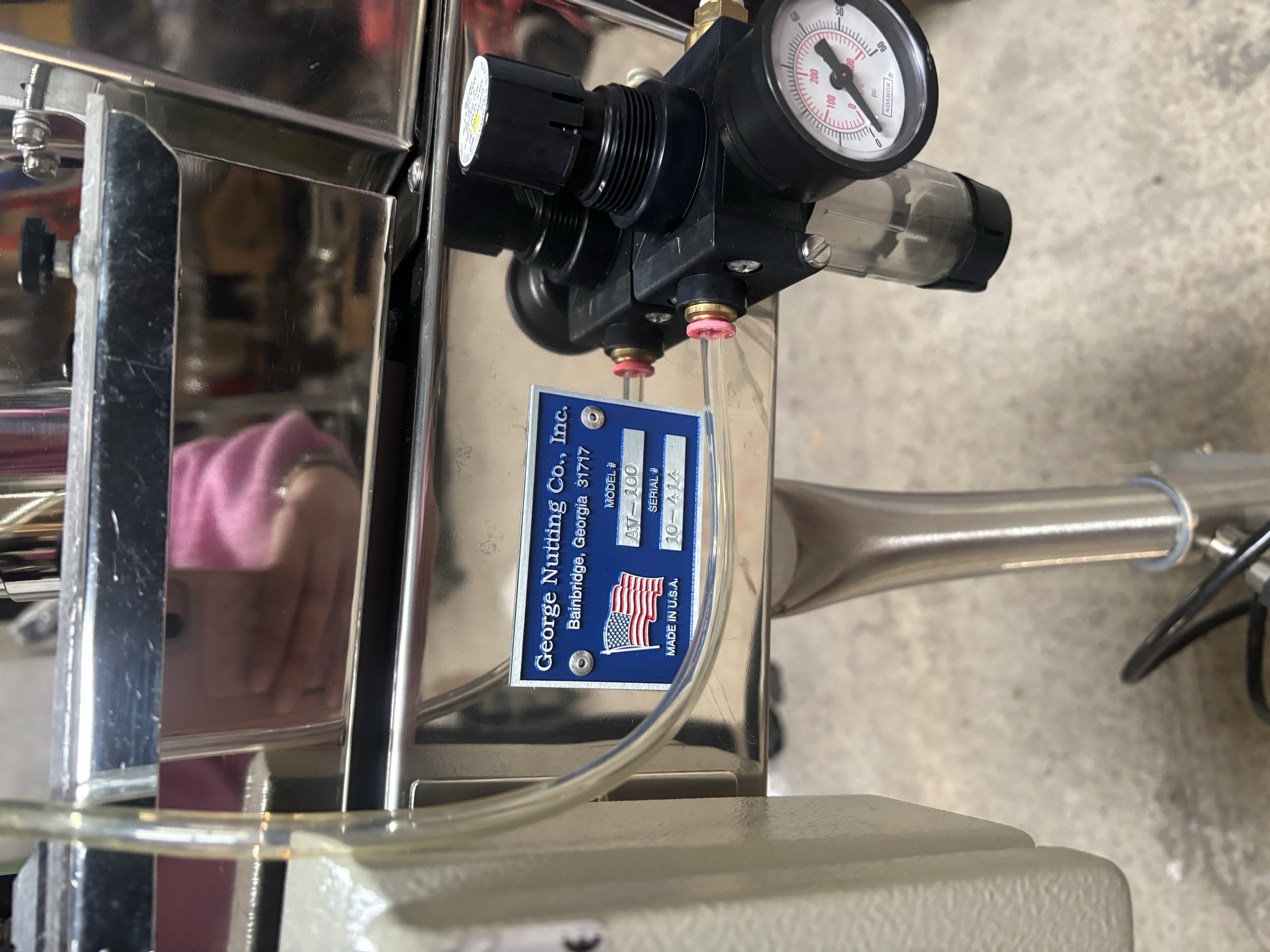 George Nutting Co. AV-100 Tablet Deduster