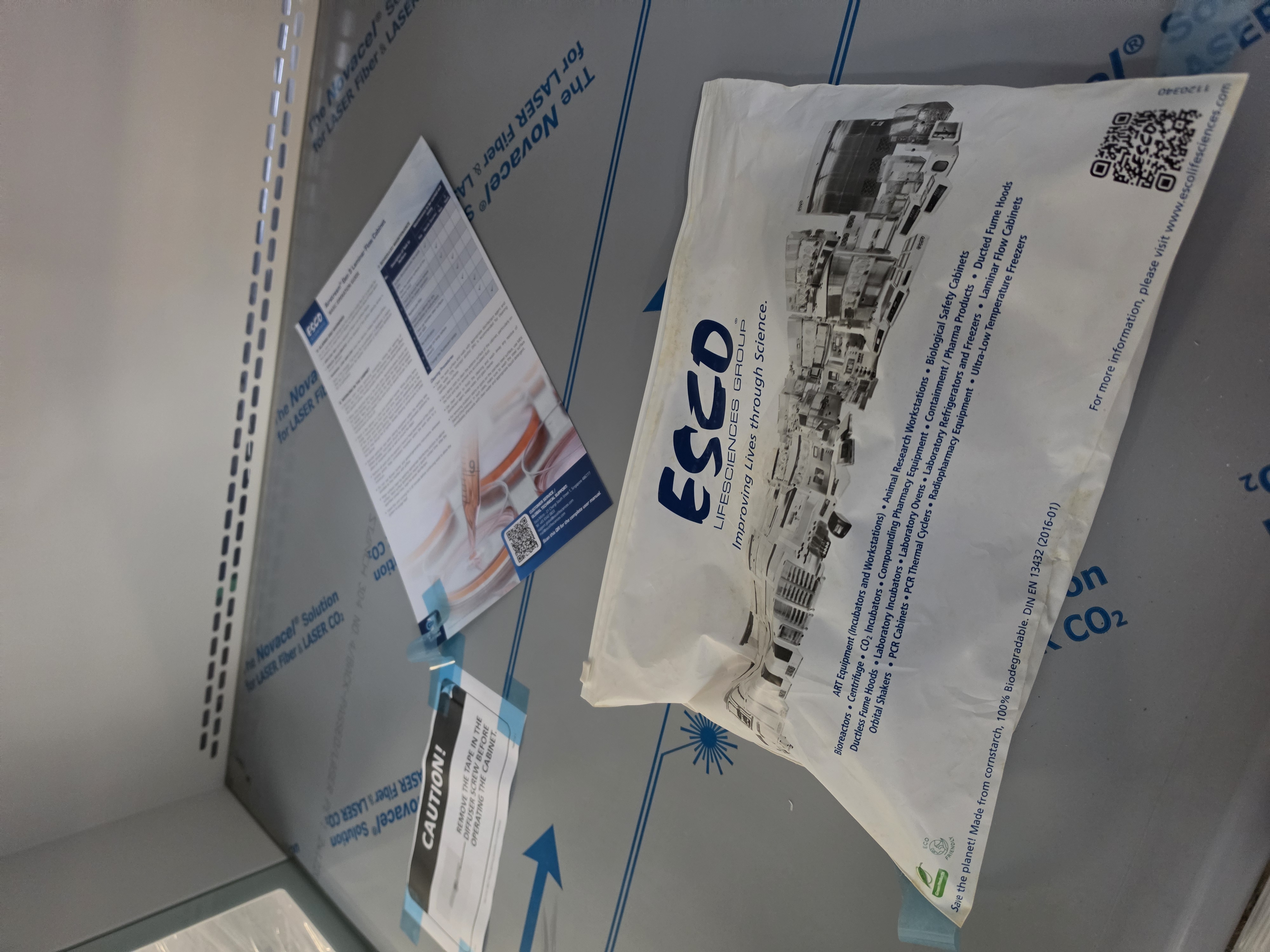 ESCO Airstream Gen 3 Vertical Laminar Flow Cabinet Type: LVG-3AG-F8