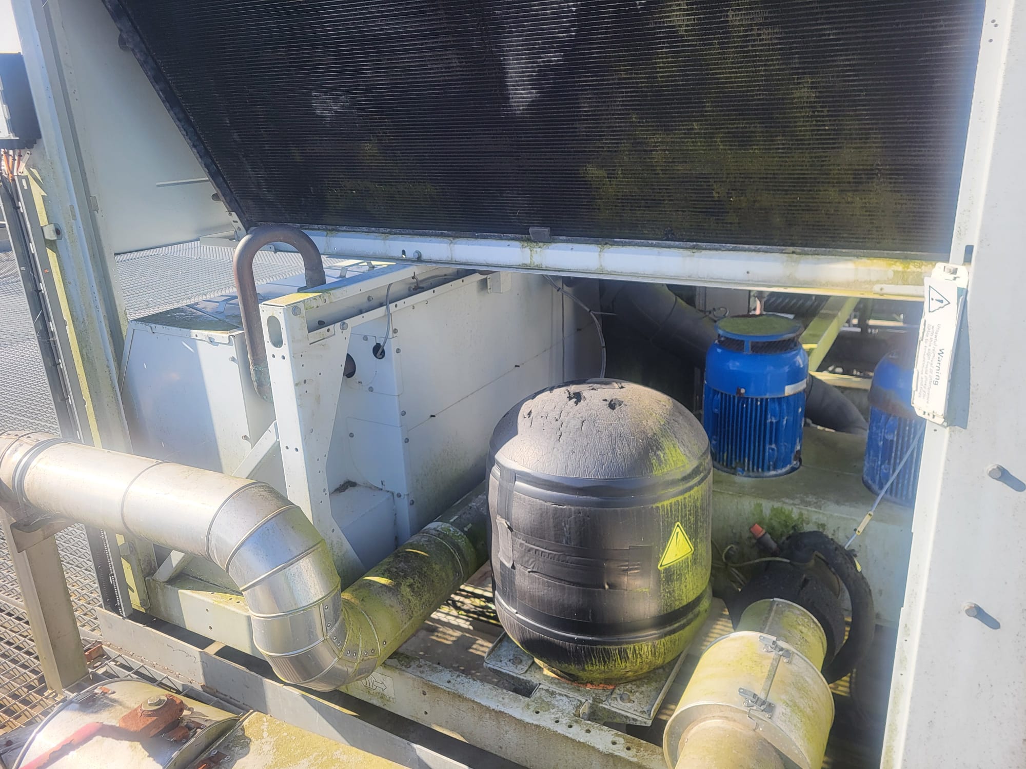 Used Carrier Aquasnap 30RBP Chiller | P/N: 30RBP-520-0119-PE