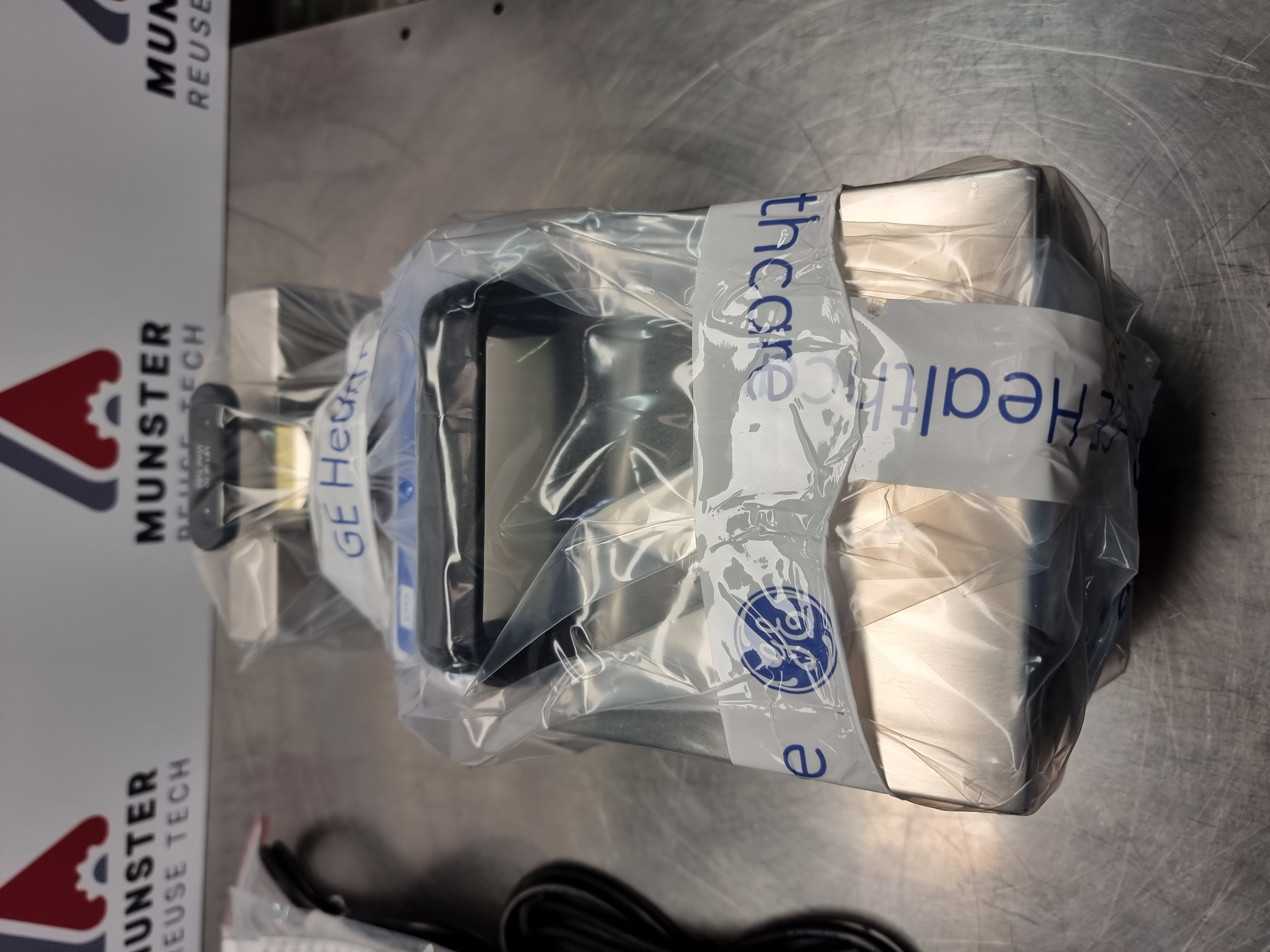 GE 28-4117-04 Hot Lips Tube Sealer