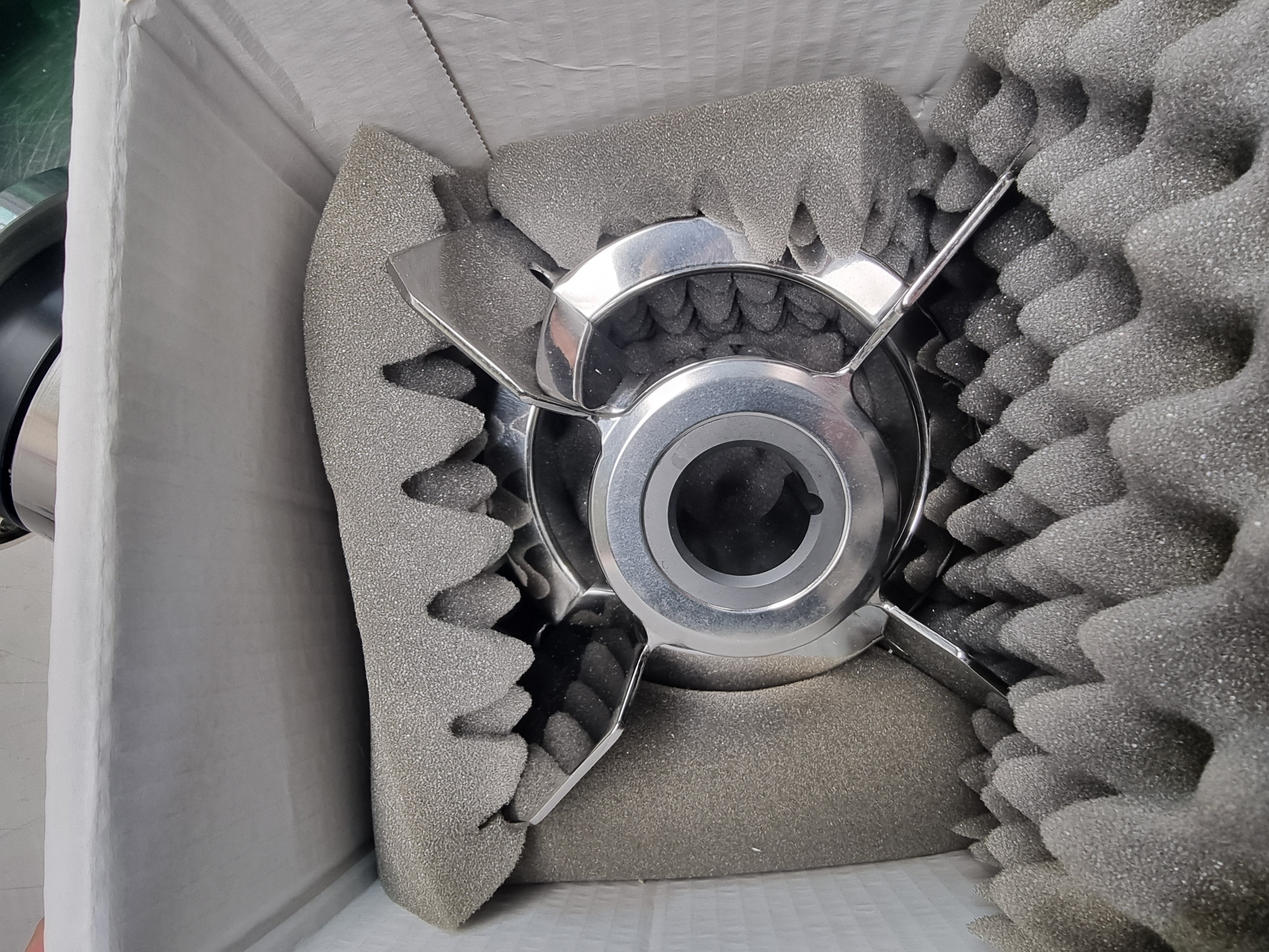 Used Millipore Novaseptic GMP 5000 Drive Unit c/w GM50/12 EP Magnetic Mixer