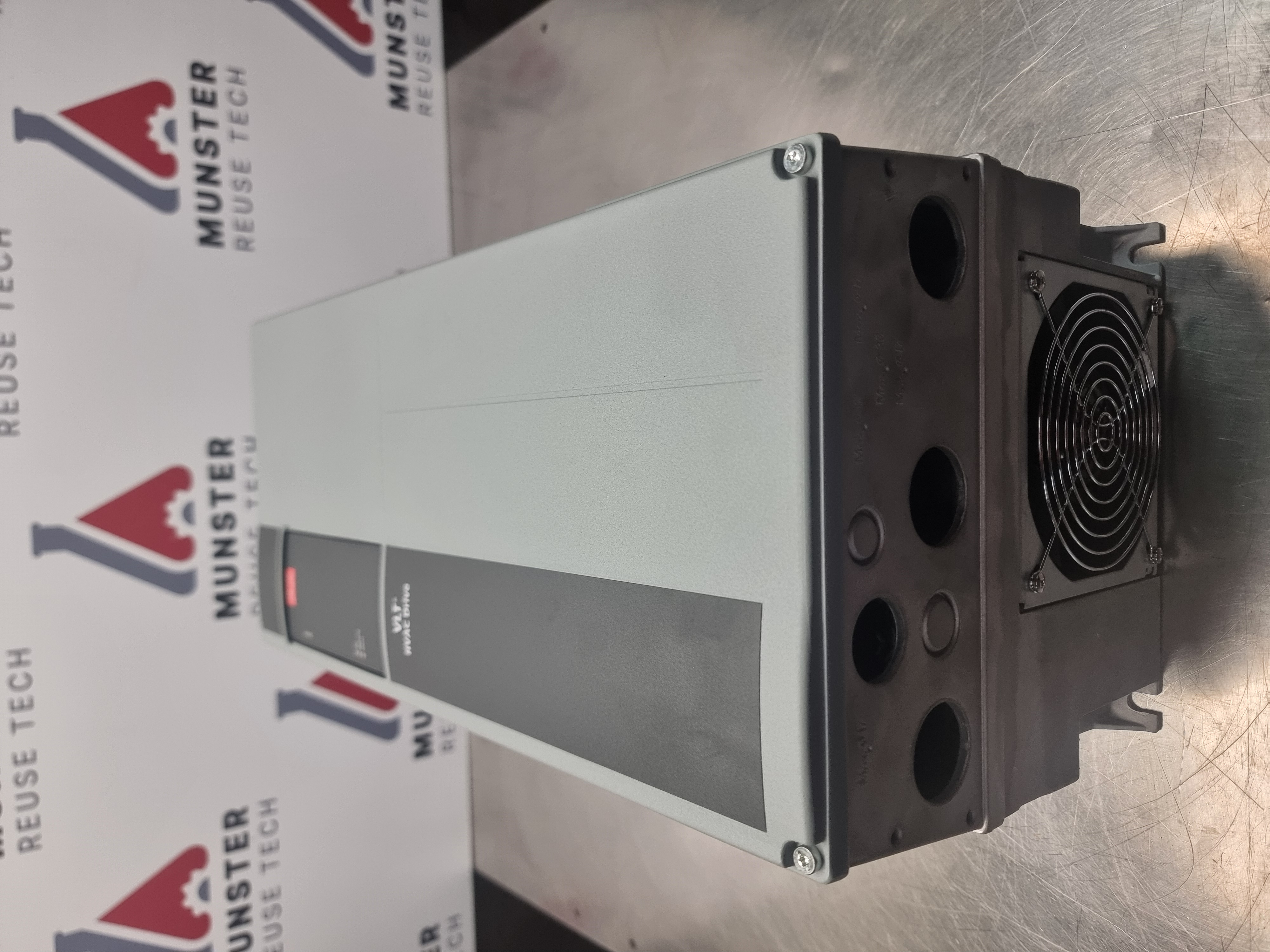 Danfoss 131F3409 Variable Frequency Drive | FC1102P11KT4E55H1 | 11kW / 15HP