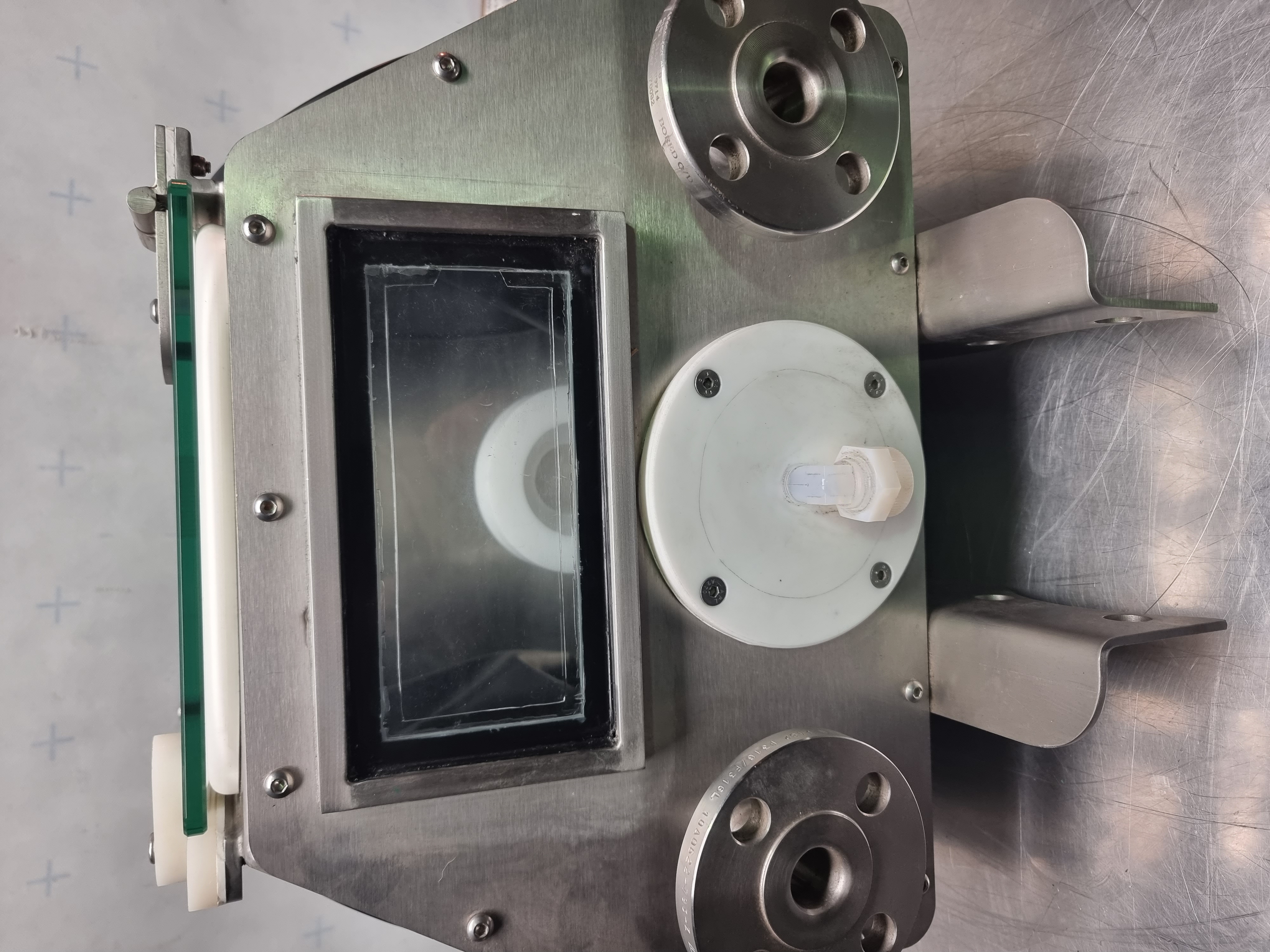 Used Sample Valve GloveBox