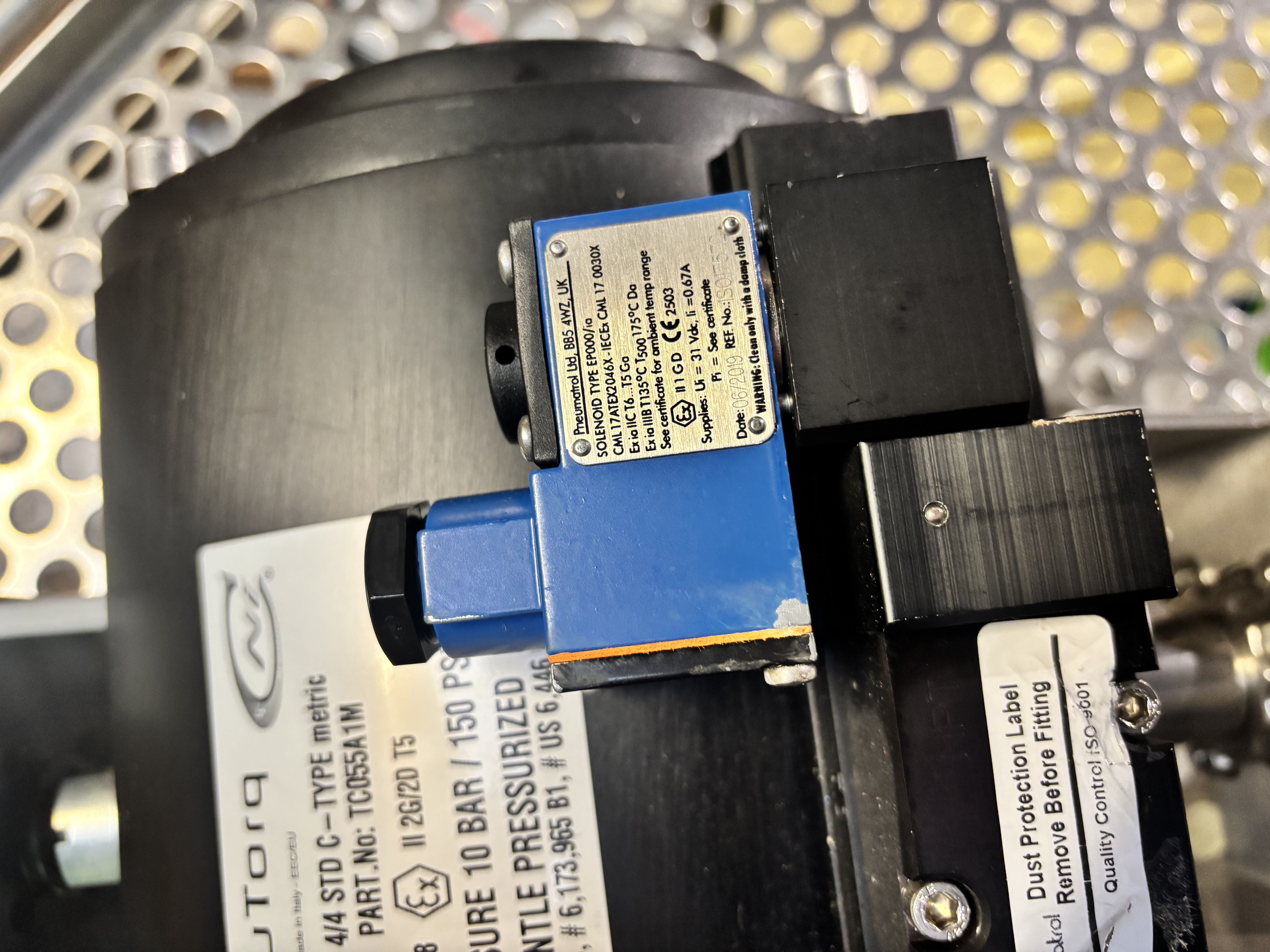 Used CRYO XCV-410 XCV-411 DN80 Ball Valve with Actuator Valve and Positioner