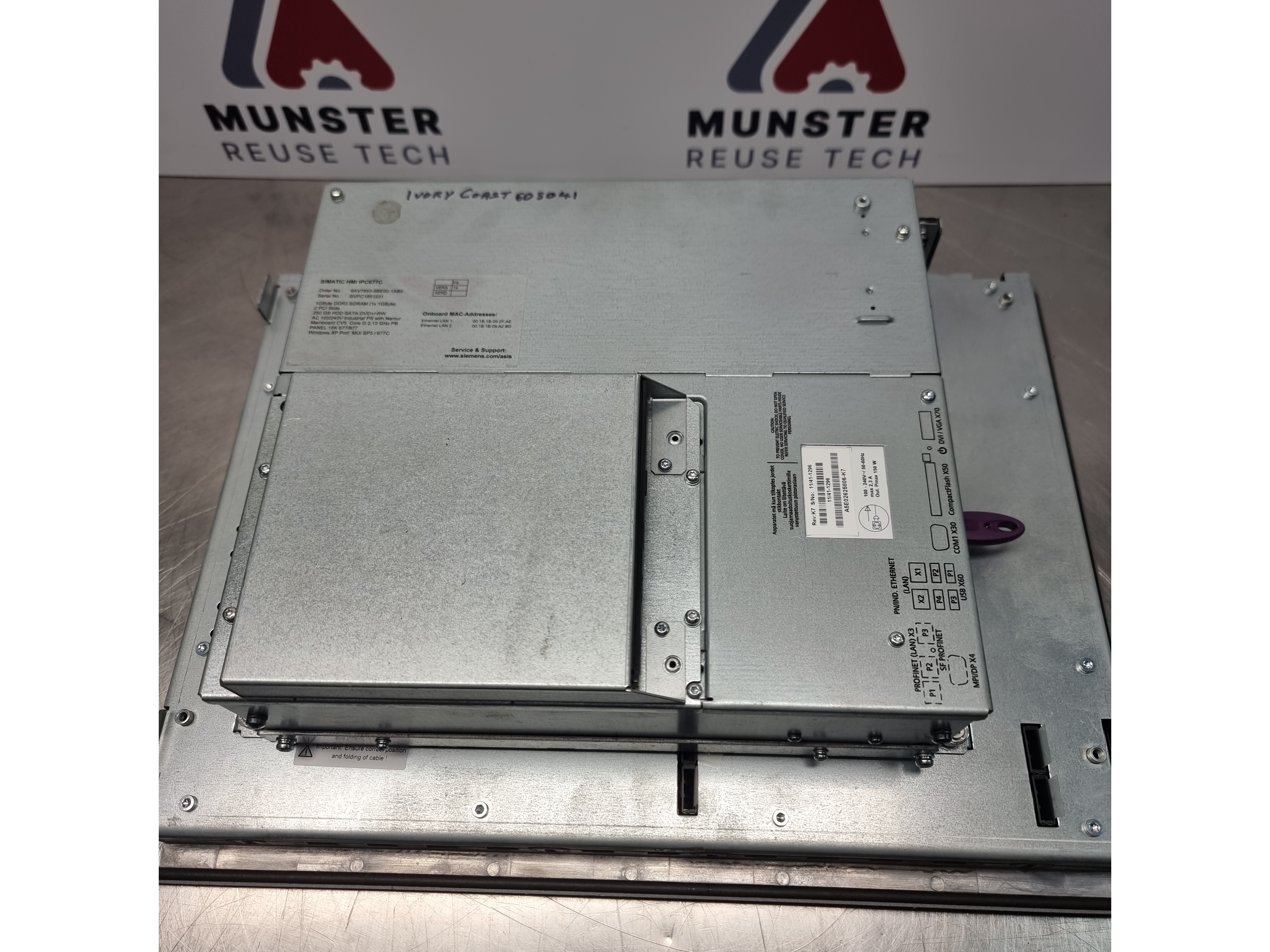 Used Siemens Simatic HMI IPC677C | 6AV7893-0BE00-1AB0 | Version: 14