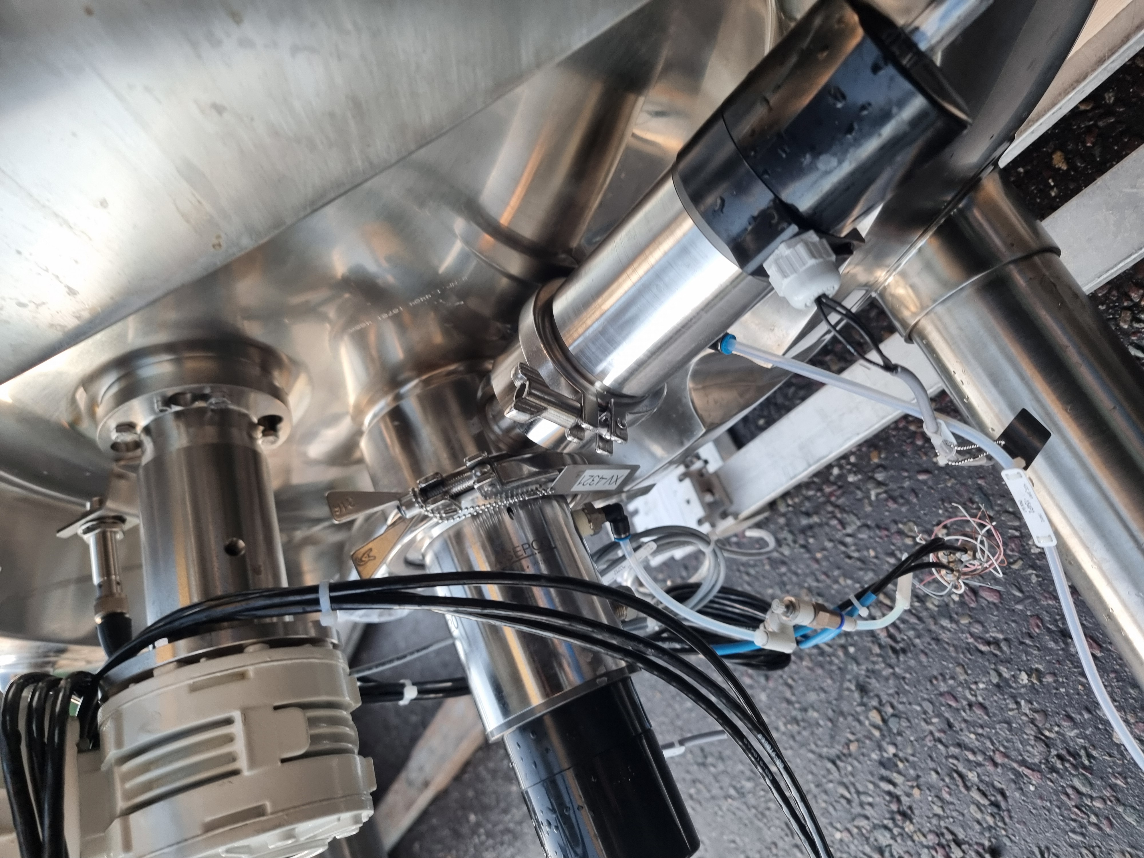 Used Brinox SVMHI-550 Sterile Hold Vessel | 550L Jacketed 316L Stainless Steel