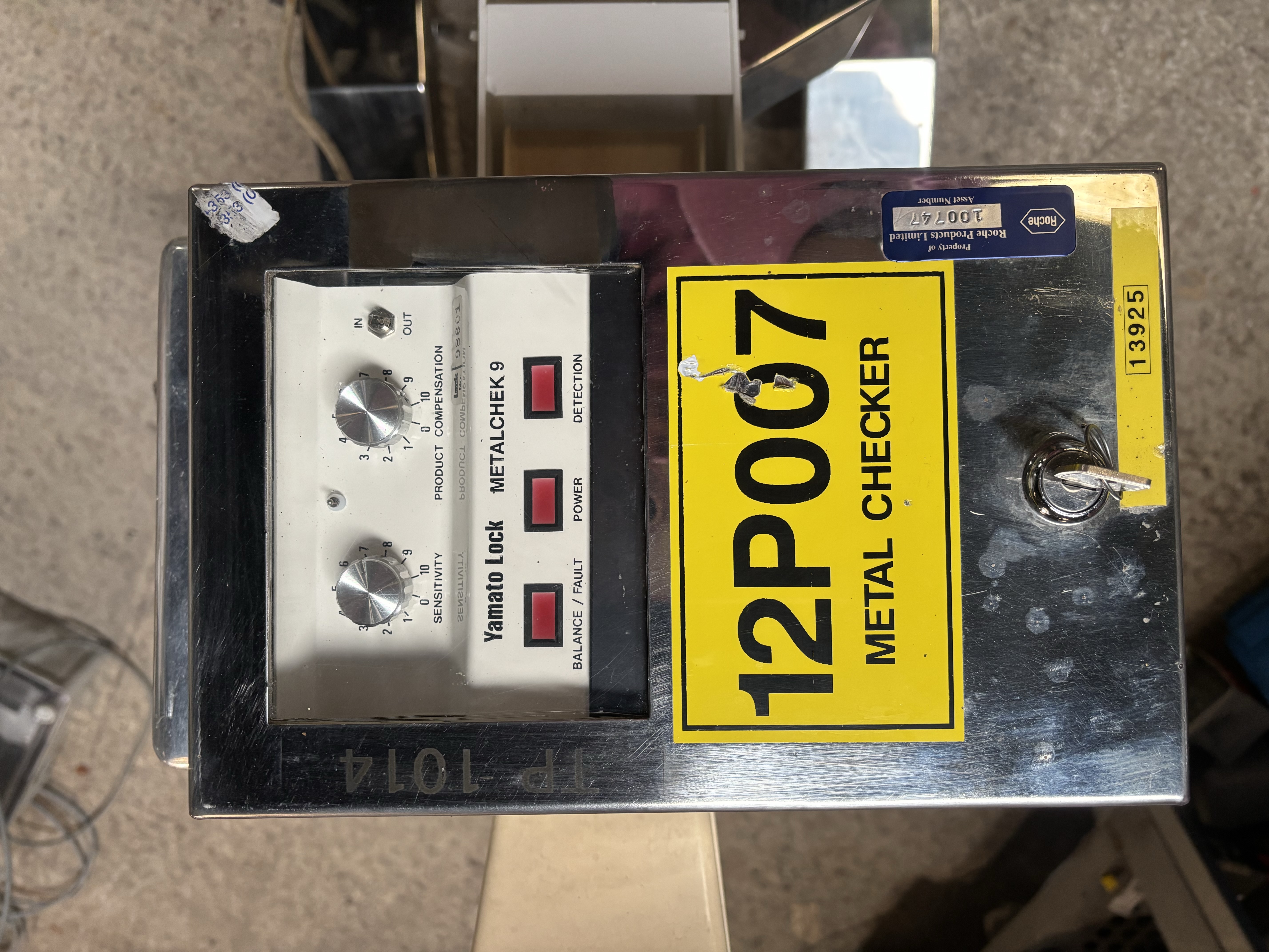 Used Yamato Lock Metal Detector 