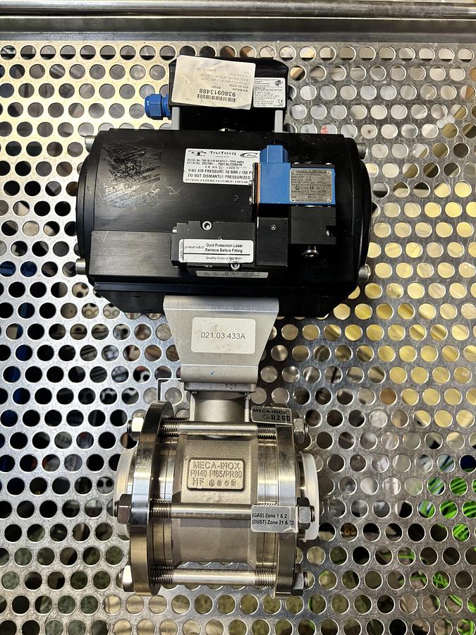 CYRO XCV-400 XCV-401 DN65 Ball Valve With Actuator Valve and Poistioner