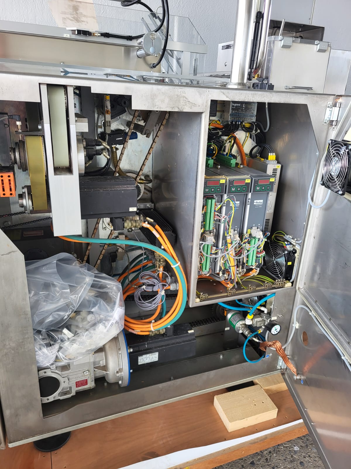 Used IMA Easy Horozontal Cartoner | AK1004