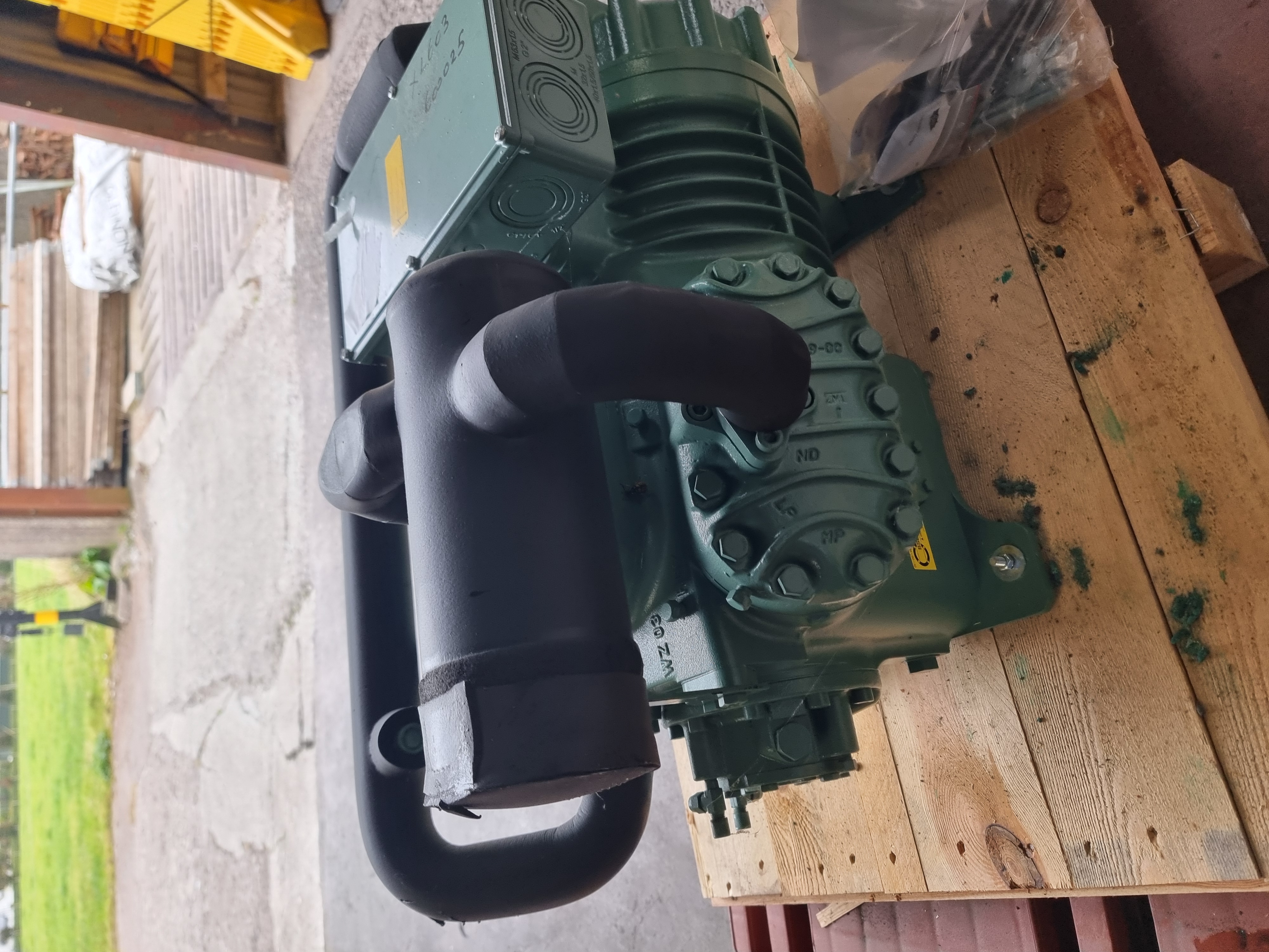 Bitzer 2 Step Semi-Hermetic Compressor | S6F-30.2Y-40P