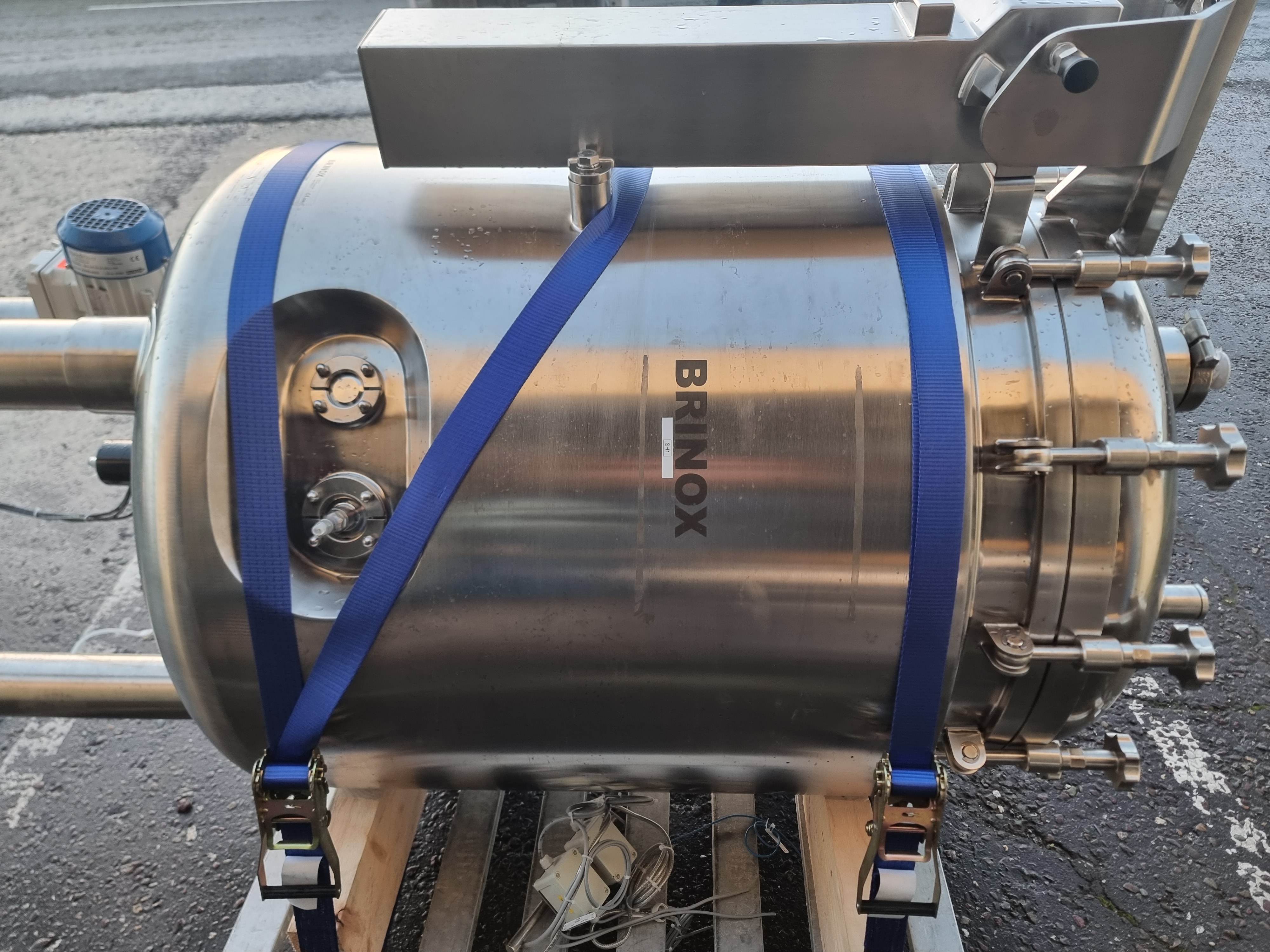Used Brinox SVMHI-550 Sterile Hold Vessel | 550L Jacketed 316L Stainless Steel