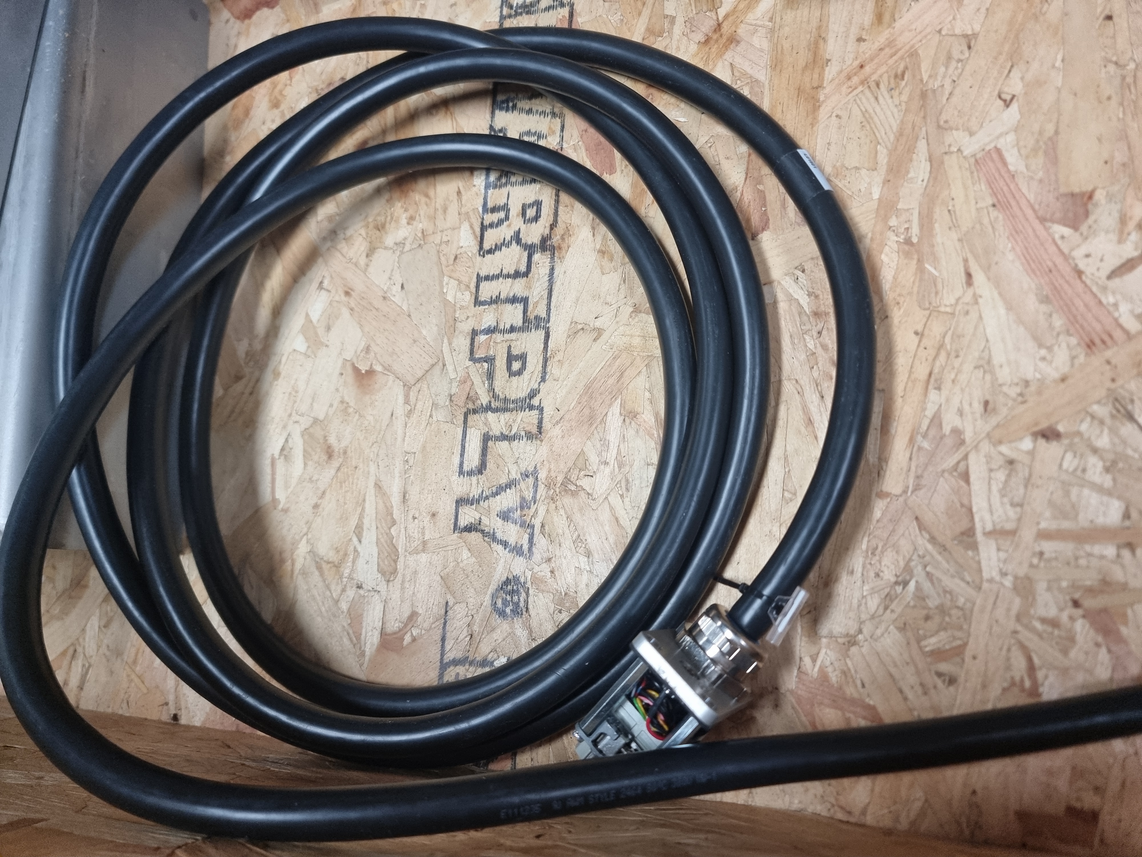 Used Domino F220i Fibre Laser Marking System | Laser for Metals and Plastic