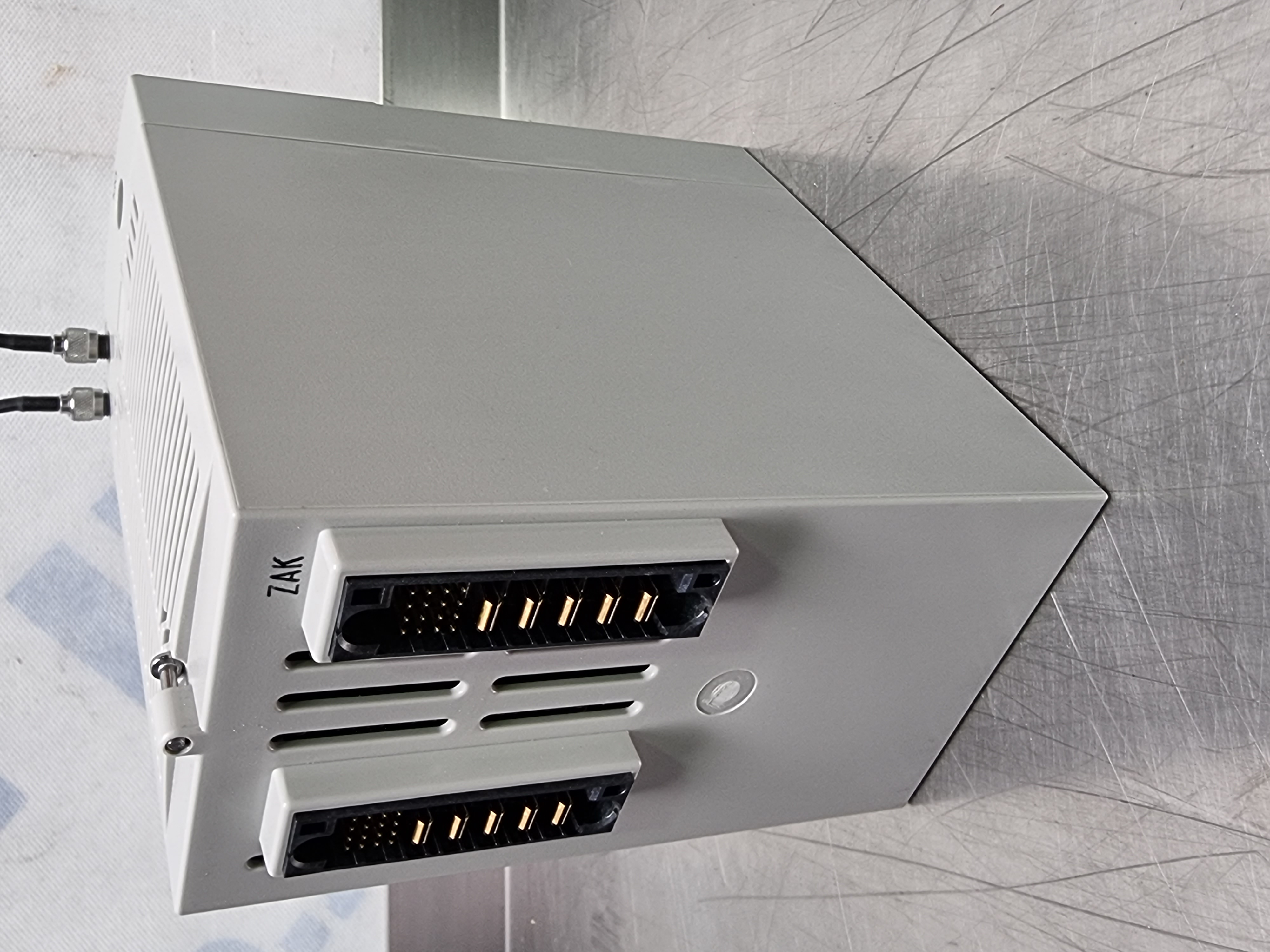 Used Allen Bradley 2093-AC05-MP5 | 2093 3kW/3A Integrated Axis Module