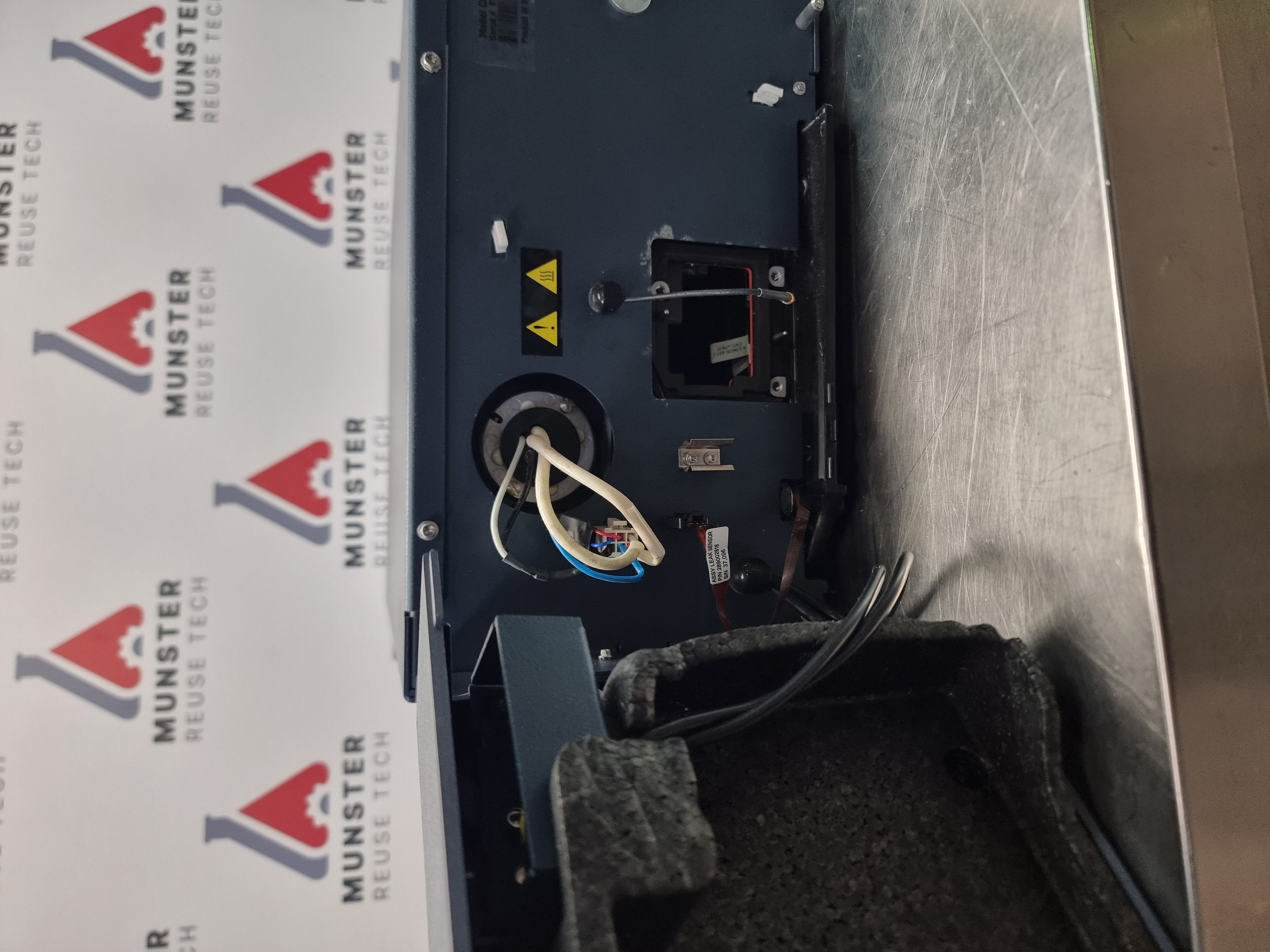 Used Waters Acquity UPLC Tunable UV / TUV Detector C/W Lamp | P/N: 186015031