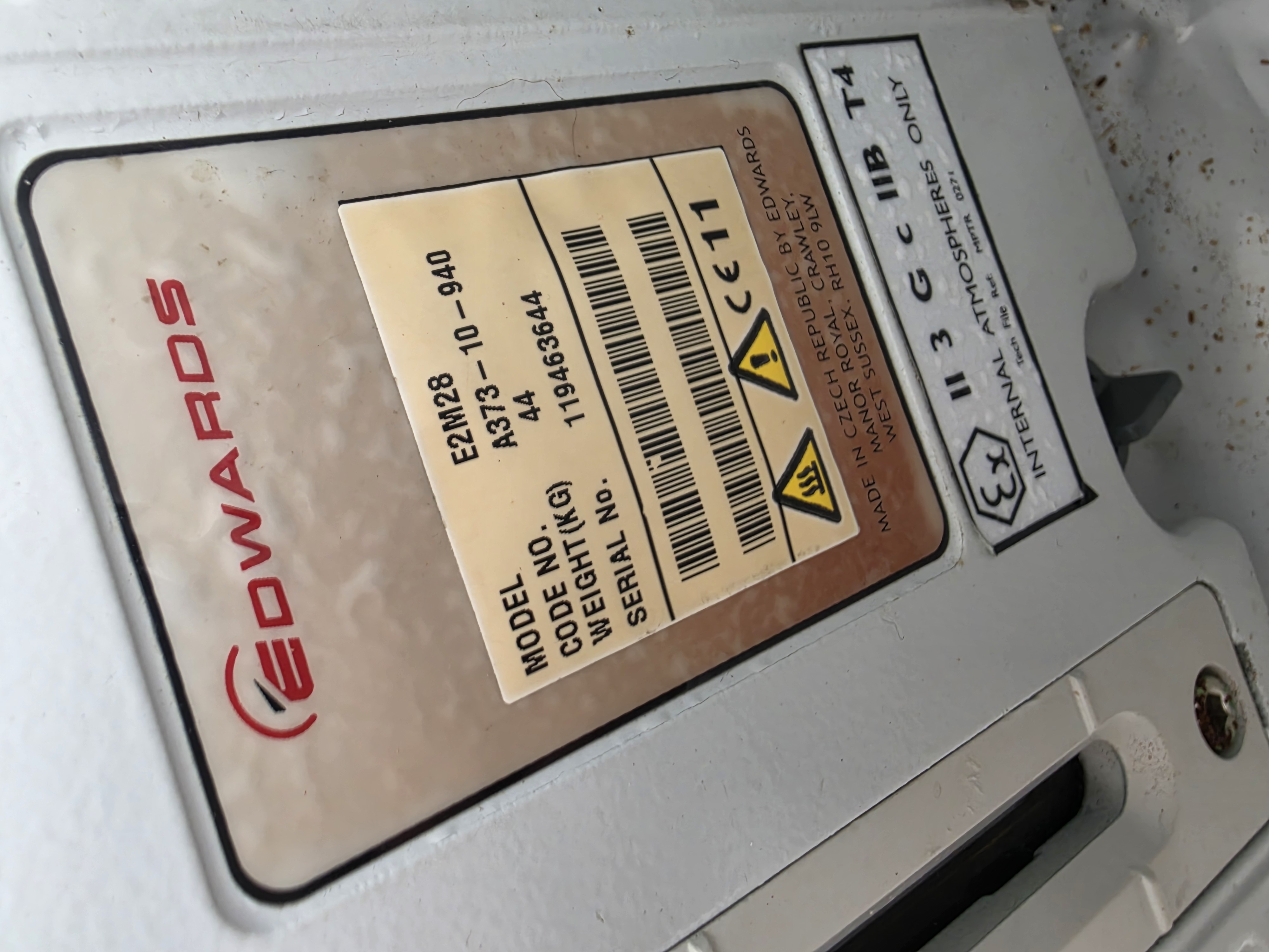 Used Edwards E2M28 Rotary Vane Vacuum Pump | 0.75KW