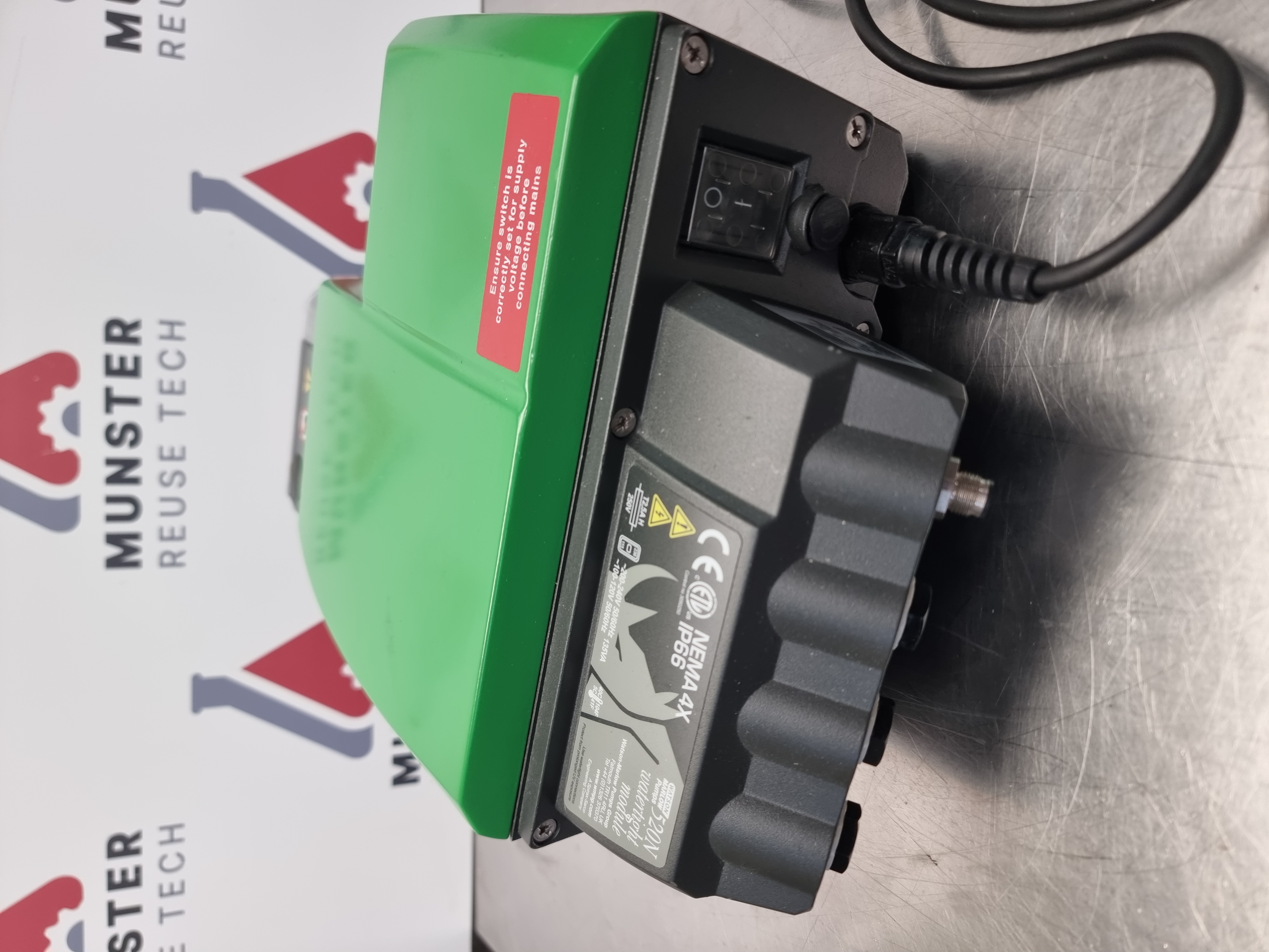 Used Watson Marlow 520U IP66 Perisaltic Pump c/w 520R2 Pump Head