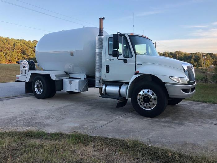 2008 INTERNATIONAL 4300 LPG TANK TRUCK