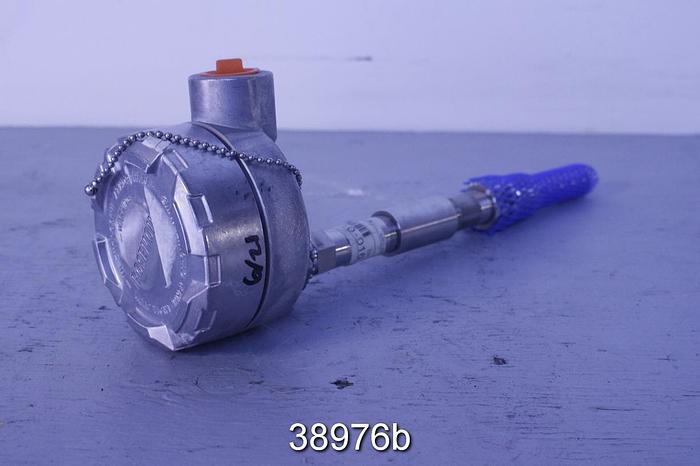 Unused Rosemount 79 Connection Head with Thermowell Sensor #38976