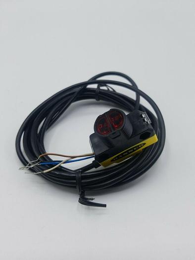 Used Banner QS18VN6D Photoelectric Sensor