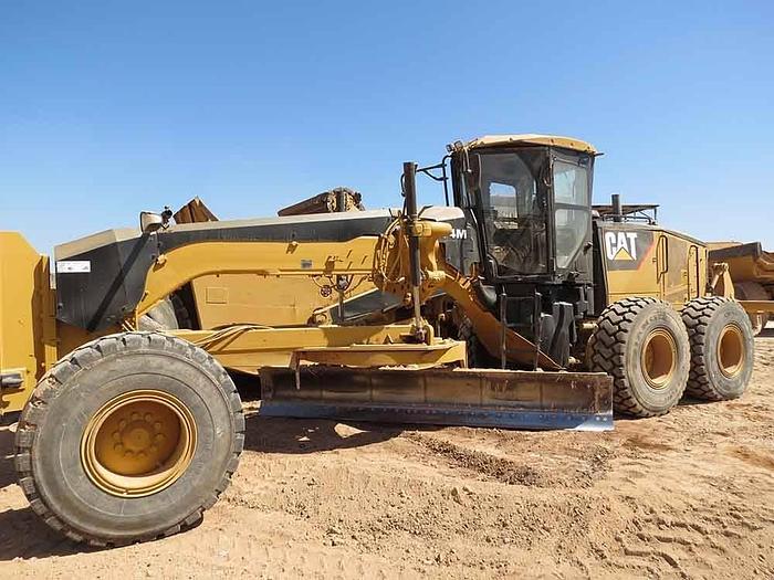 Used 2008 CATERPILLAR 14M